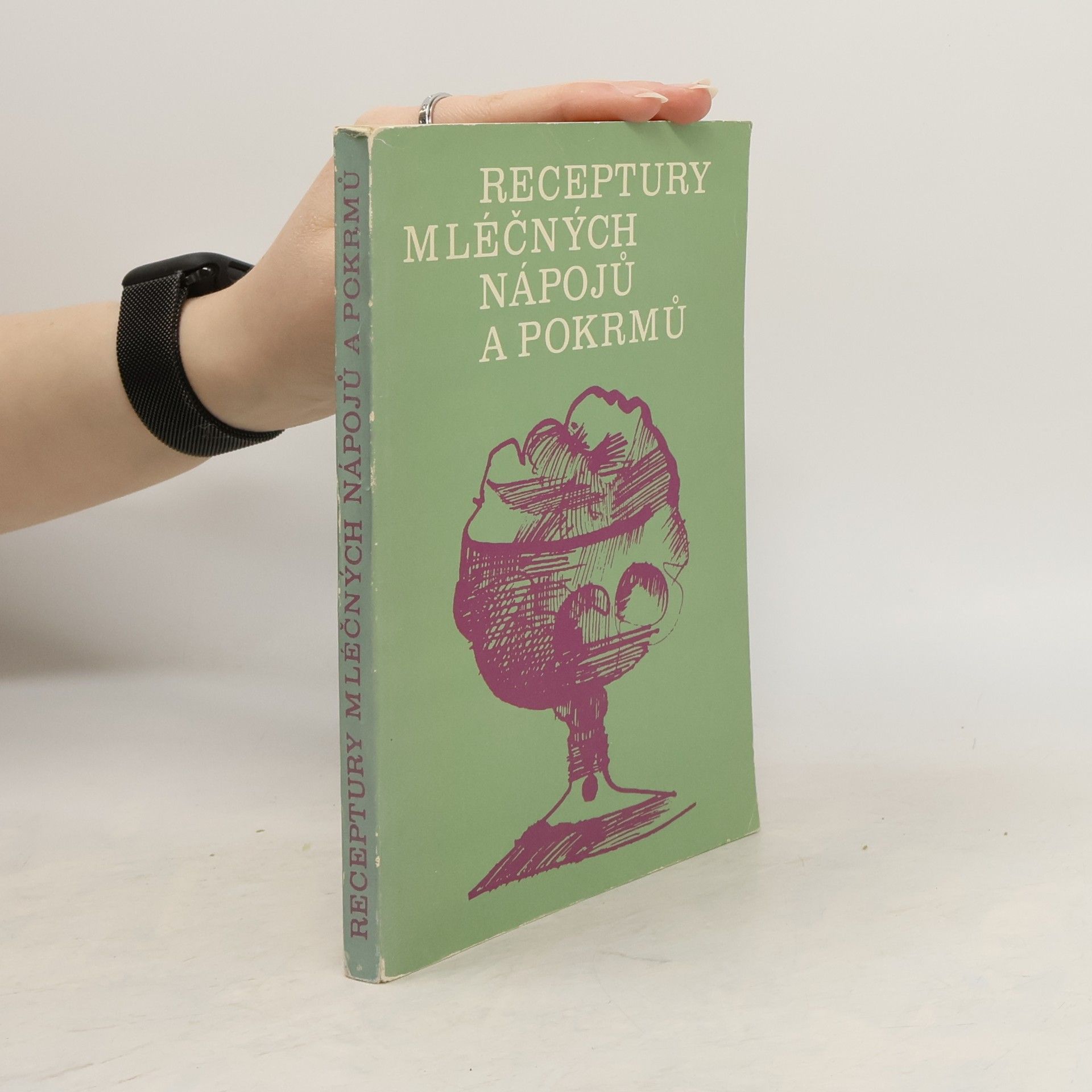 František Syrový Receptury mléčných nápojů a pokrmů