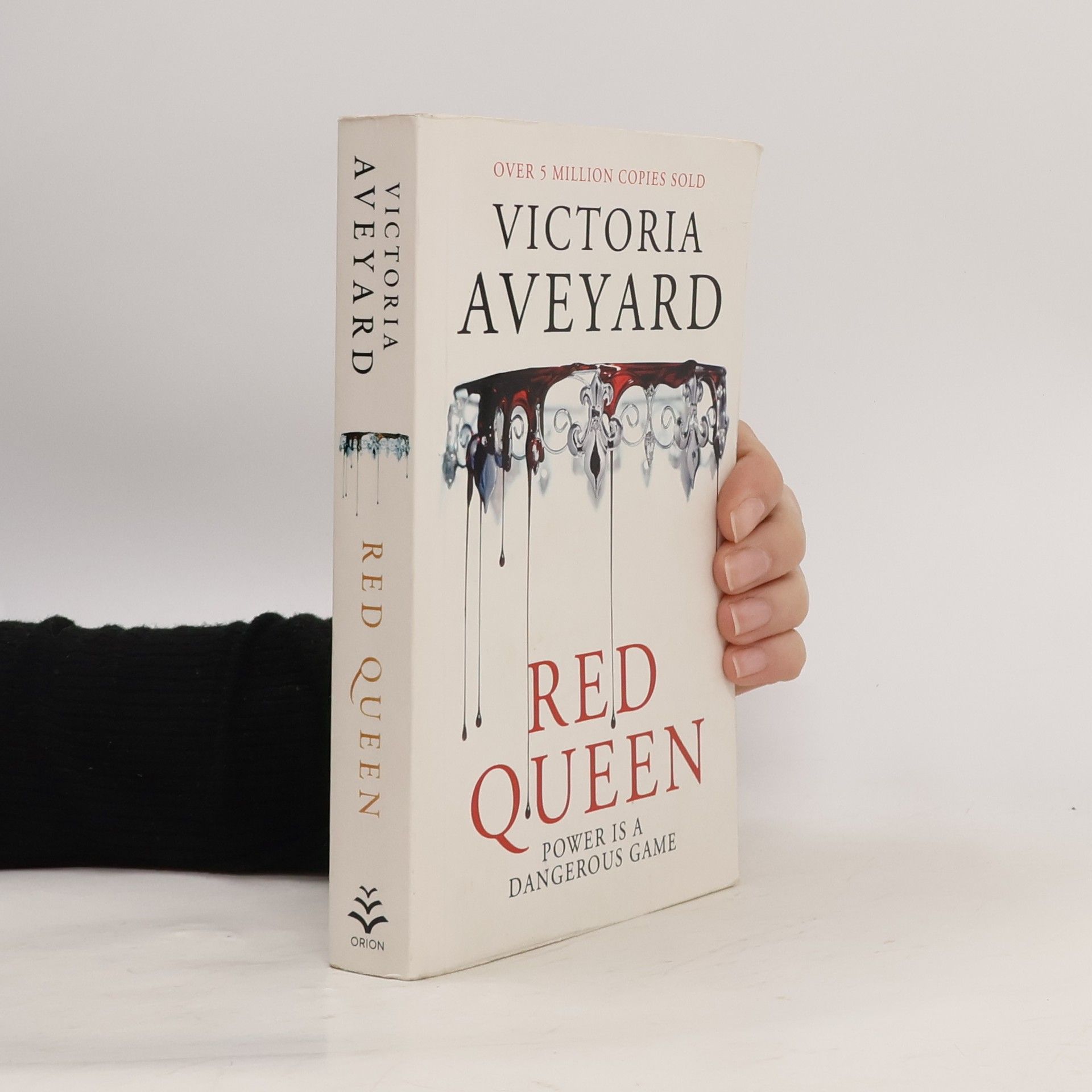 Victoria Aveyard Red Queen