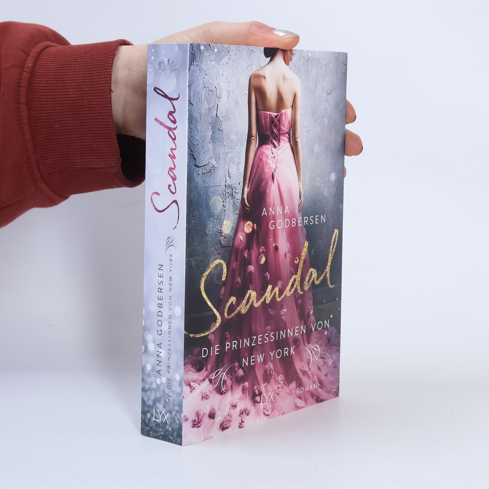 Anna Godbersen Scandal