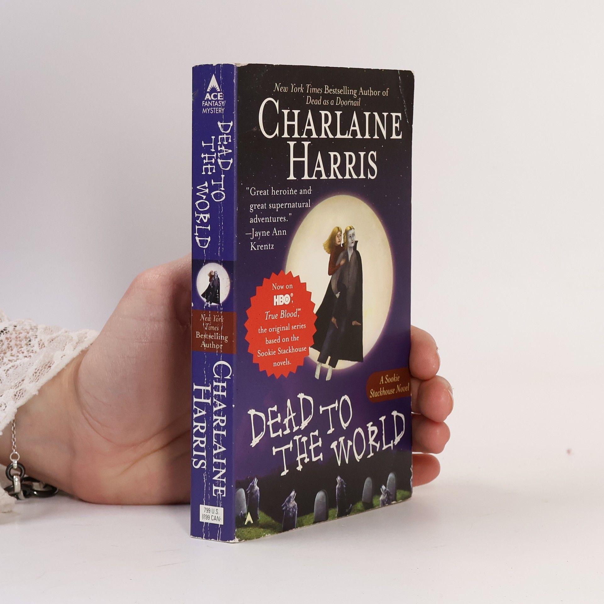 Charlaine Harris Schulz Dead to the World