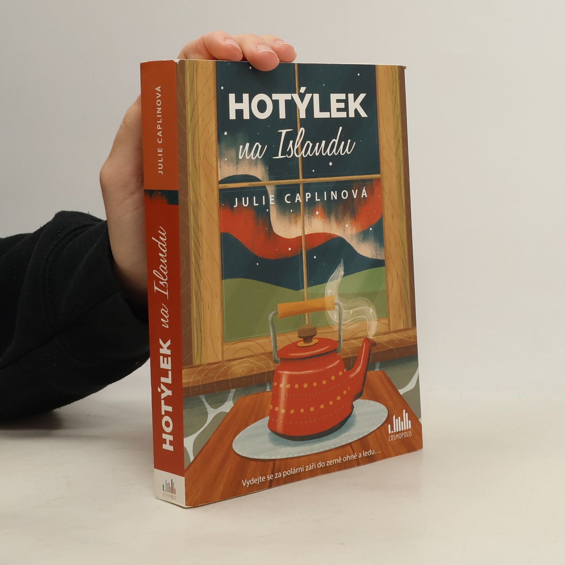 Julie Caplinová Hotýlek na Islandu