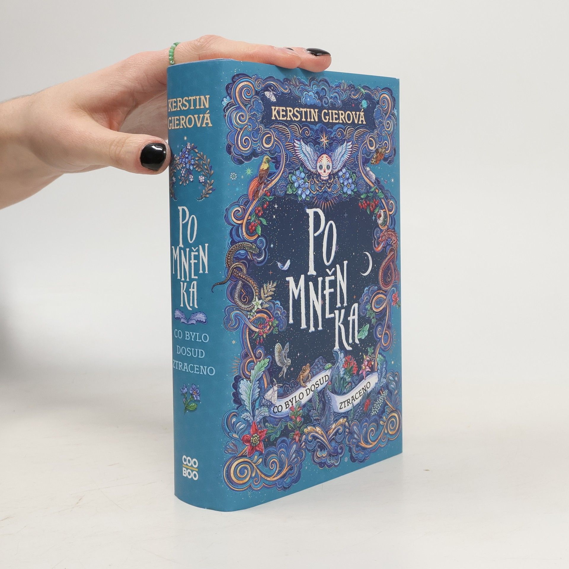 Kerstin Gier Pomněnka. Co bylo dosud ztraceno