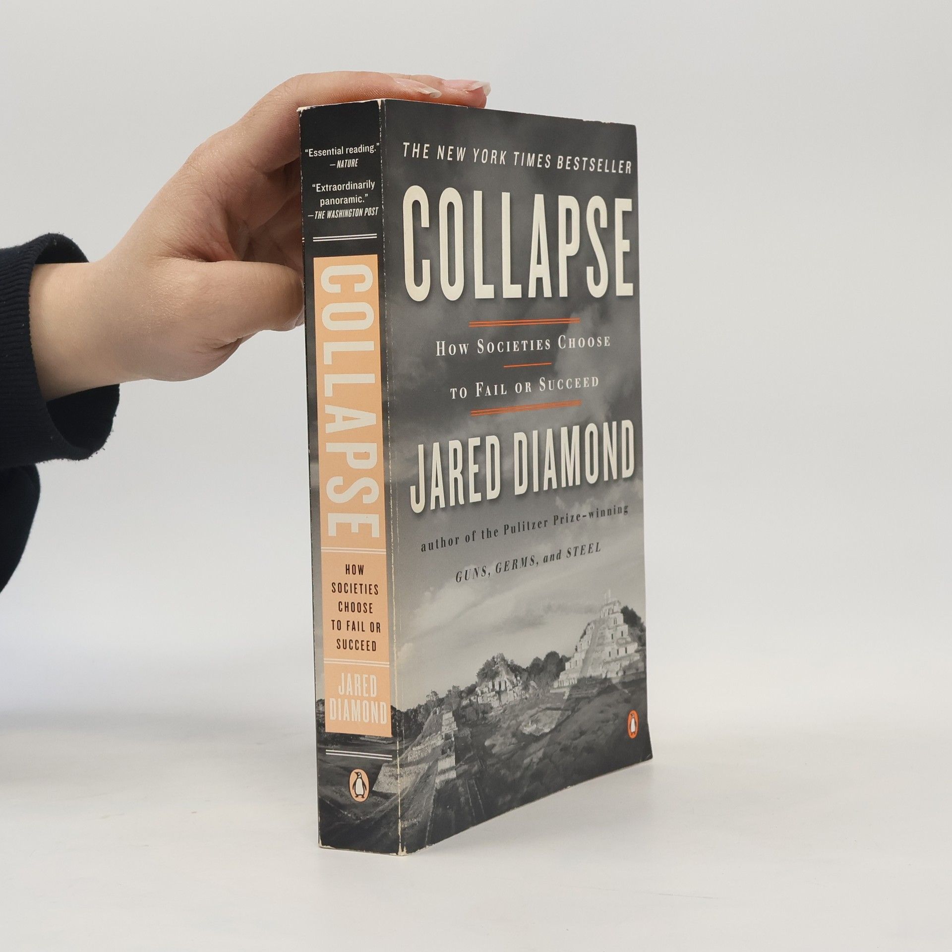 Jared Diamond Collapse : How Societies Choose to Fail or Succeed