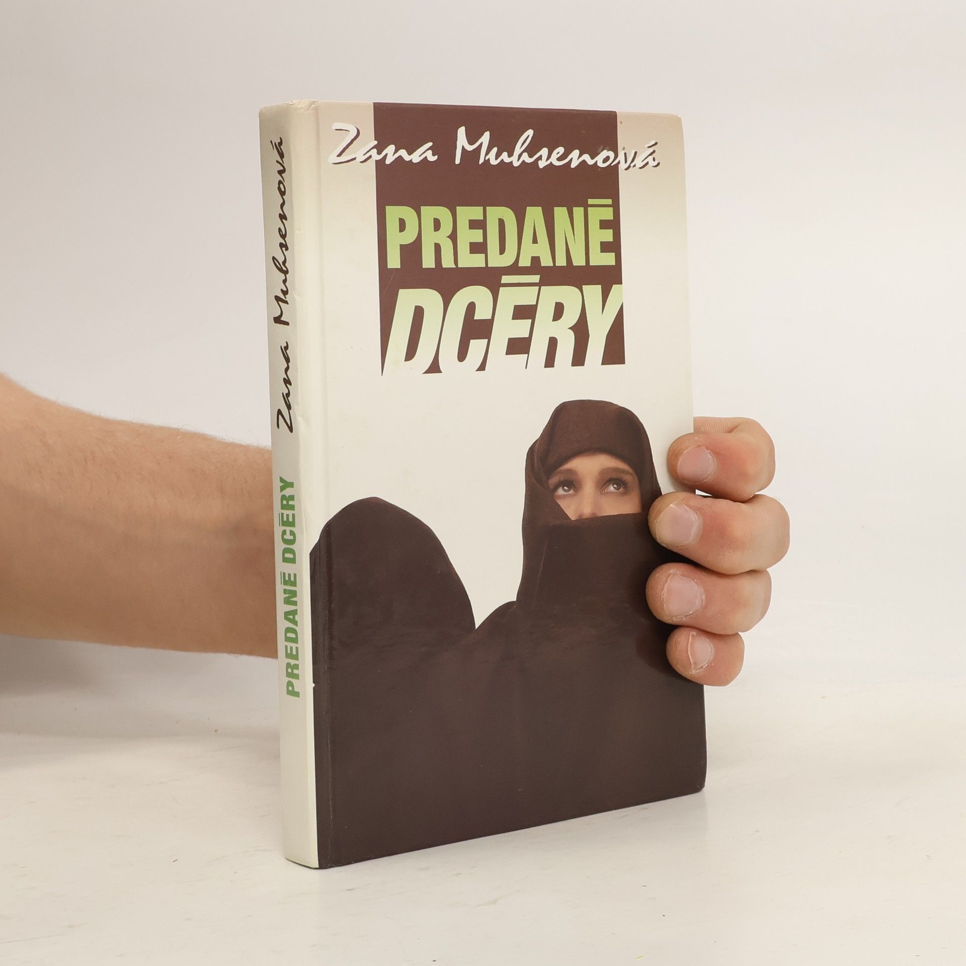 Zana Muhsen Predané dcéry