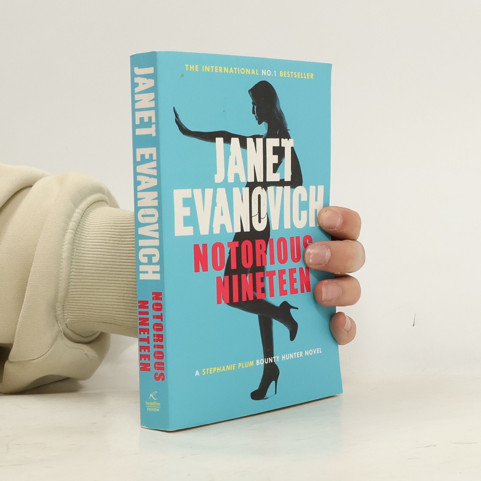 Janet Evanovich Notorious Nineteen