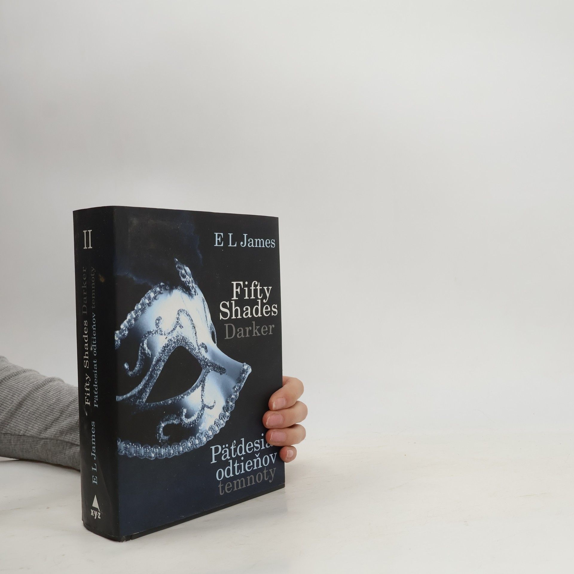 E L James Päťdesiat odtieňov temnoty