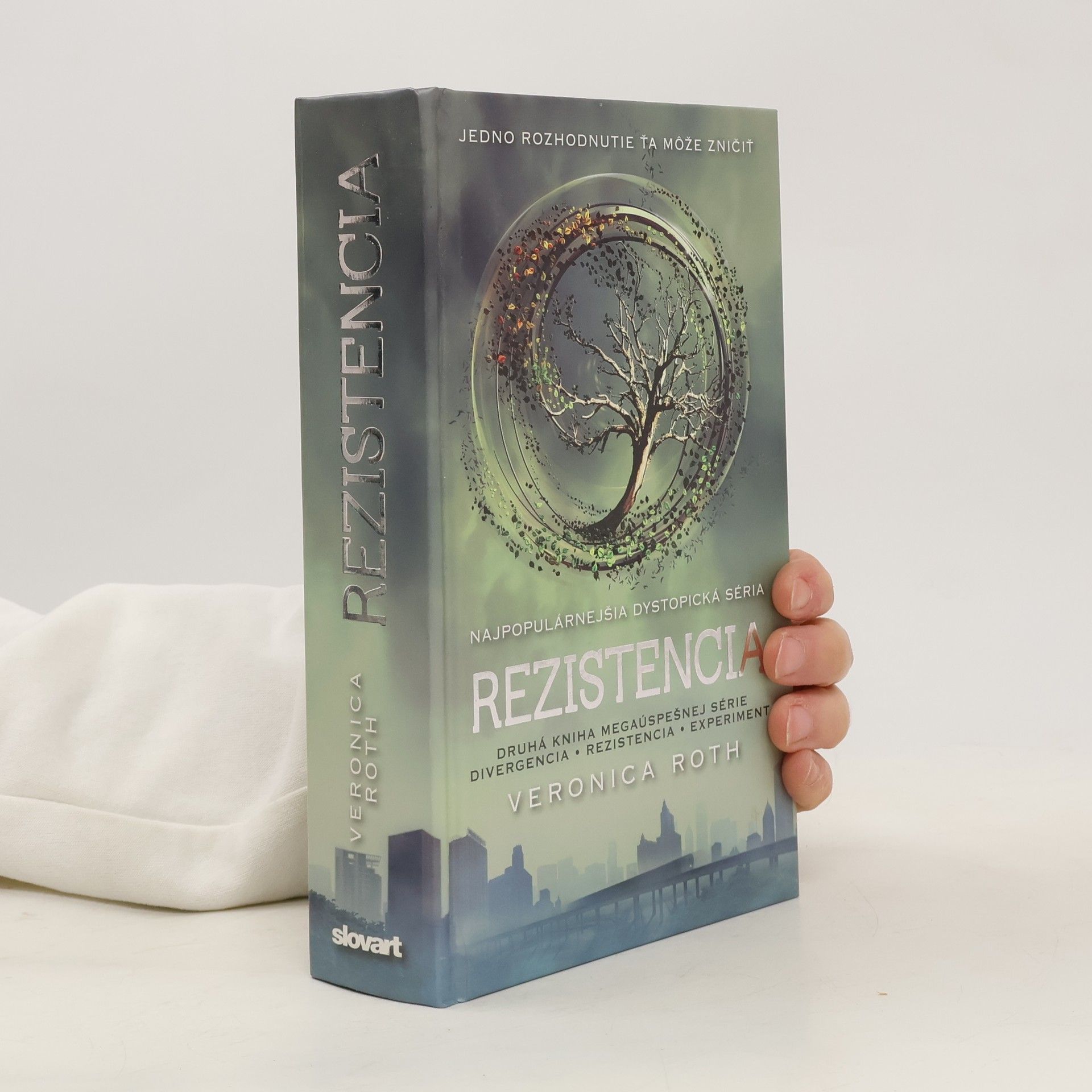 Veronica Roth Rezistencia
