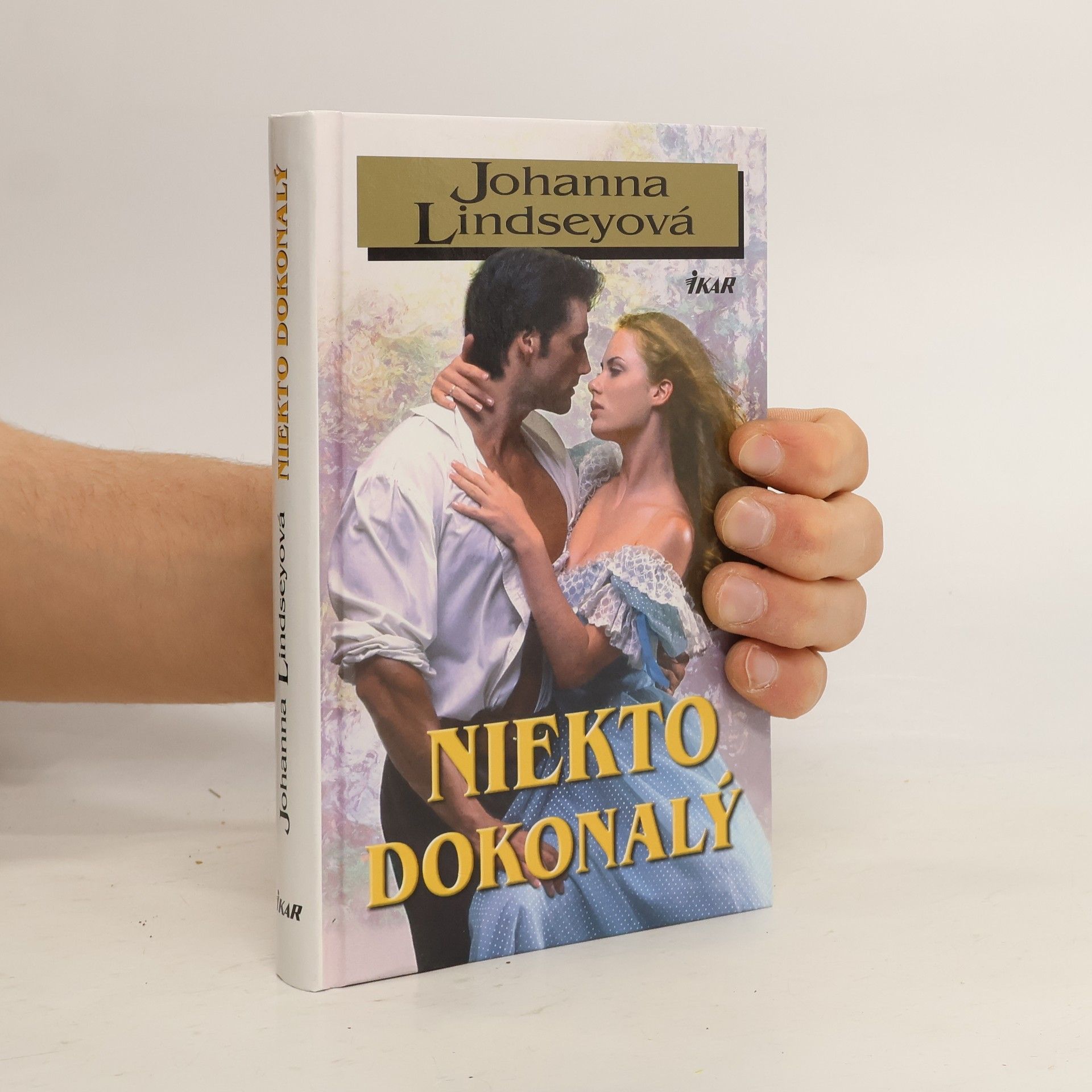 Johanna Lindsey Niekto dokonalý