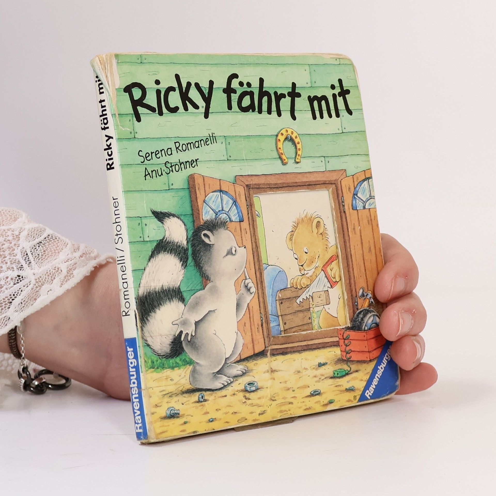 Serena Romanelli Ricky fährt mit