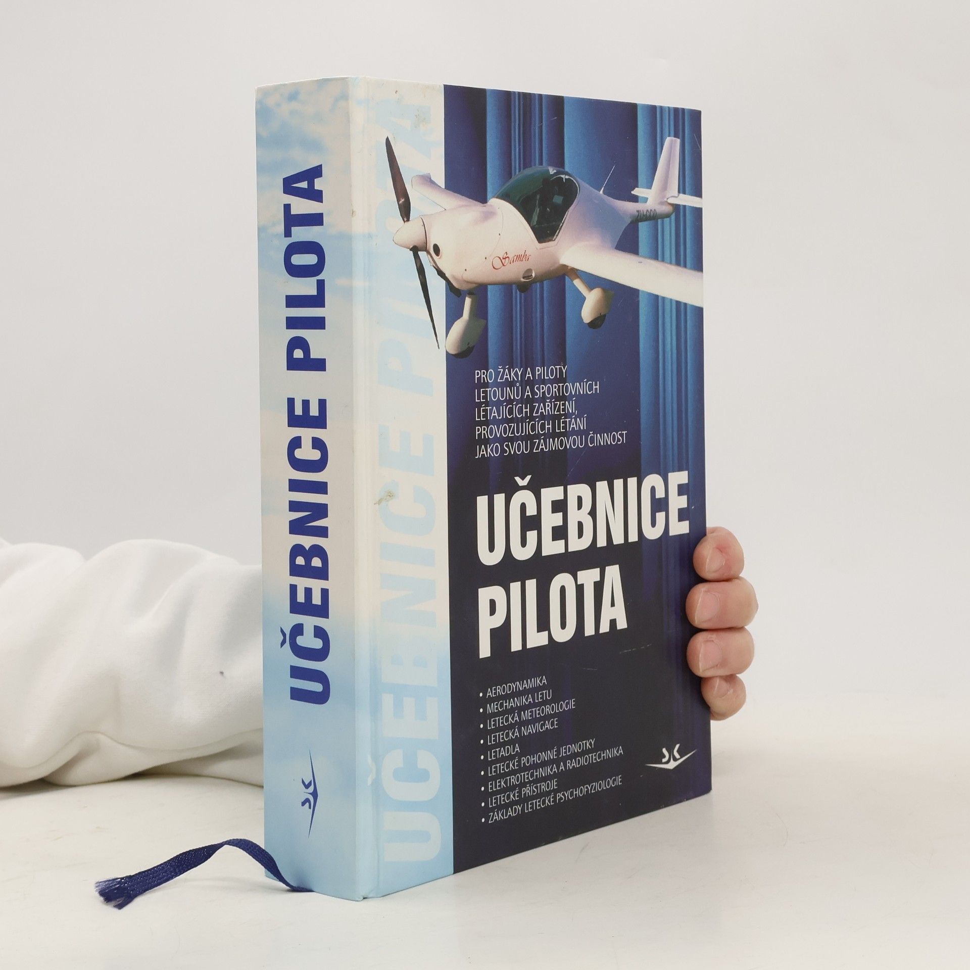 Ivan Harašta Učebnice pilota. Pro žáky a piloty všech druhů letounů a sportovních létajících zařízení, provozujících létání jako svou zájmovou činnost