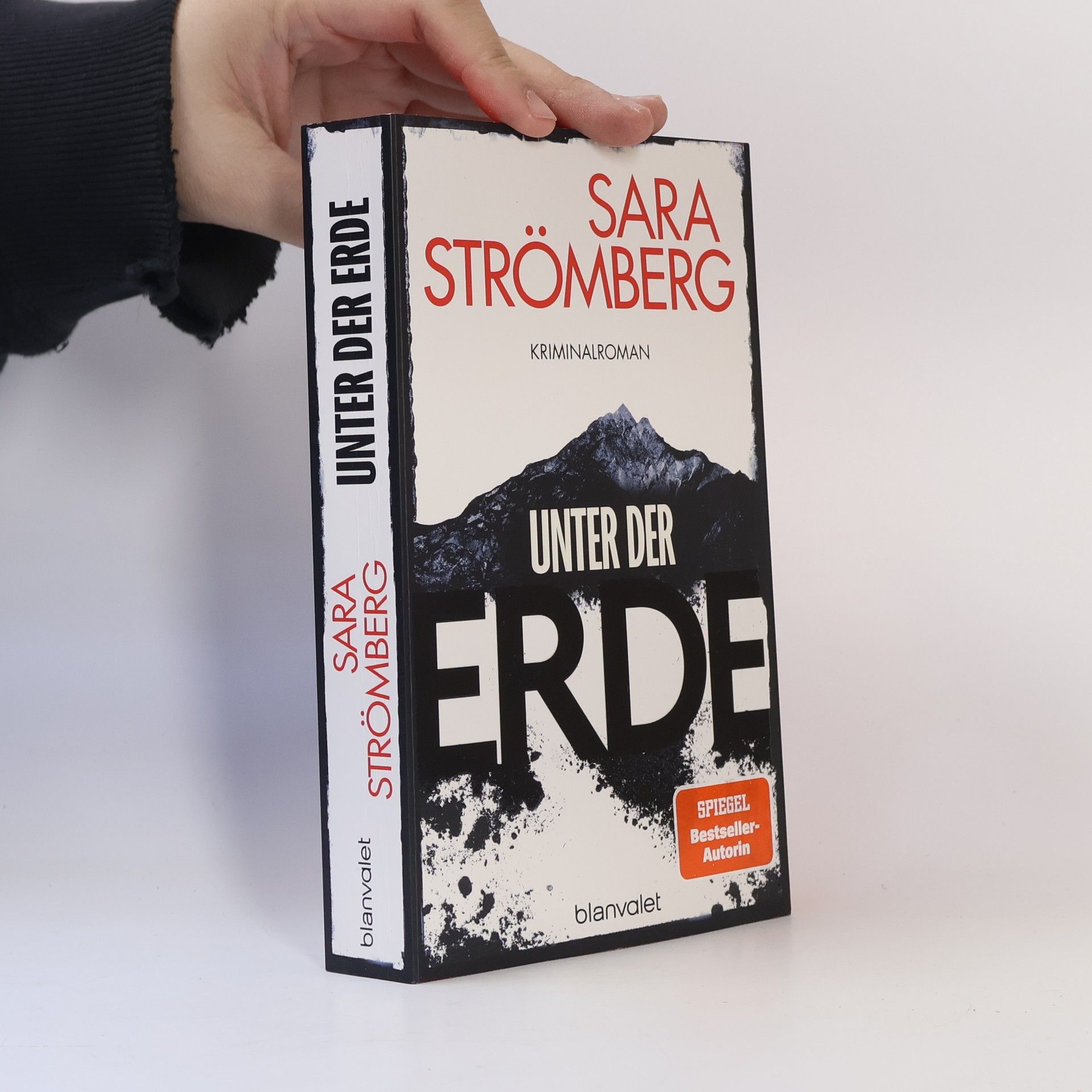 Sara Strömberg Unter der Erde