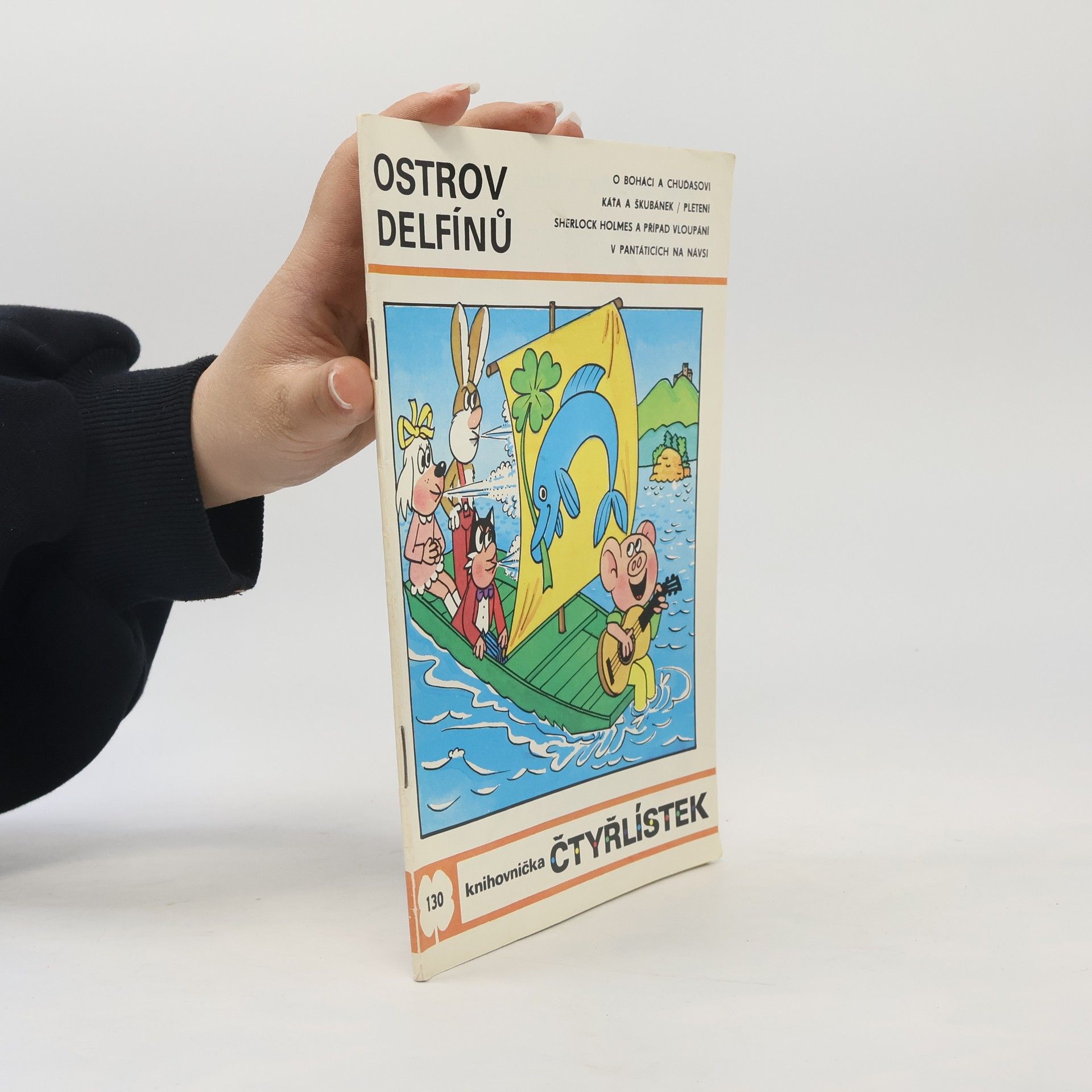 Ljuba Štíplová Čtyřlístek 130. Ostrov delfínů
