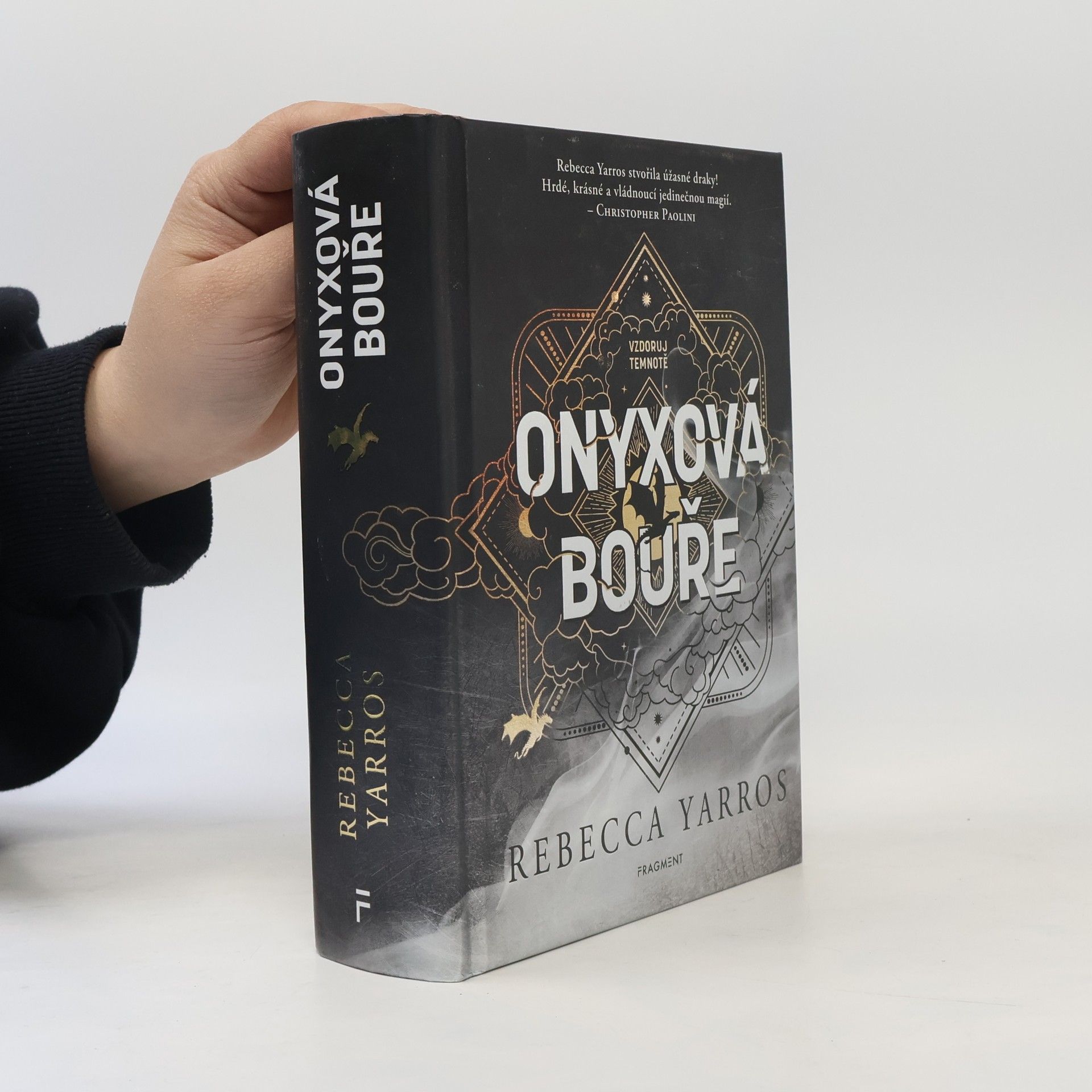 Rebecca Yarros Onyxová bouře