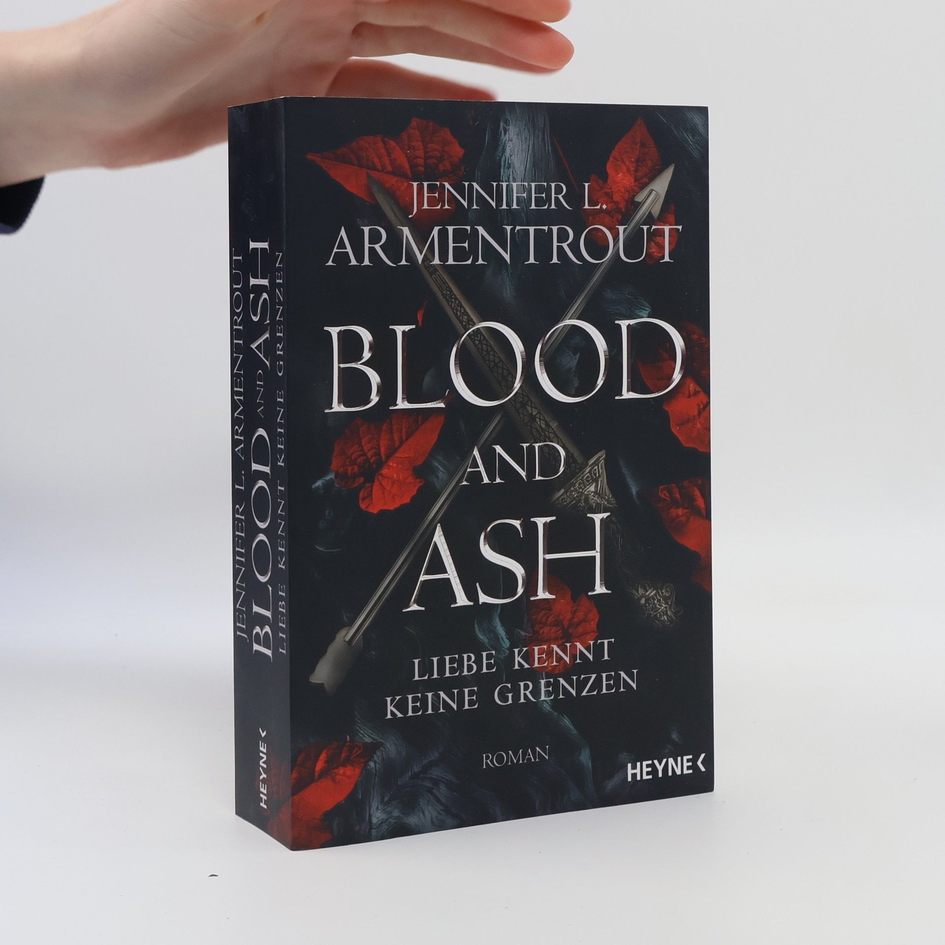 Jennifer Armentrout Blood and Ash