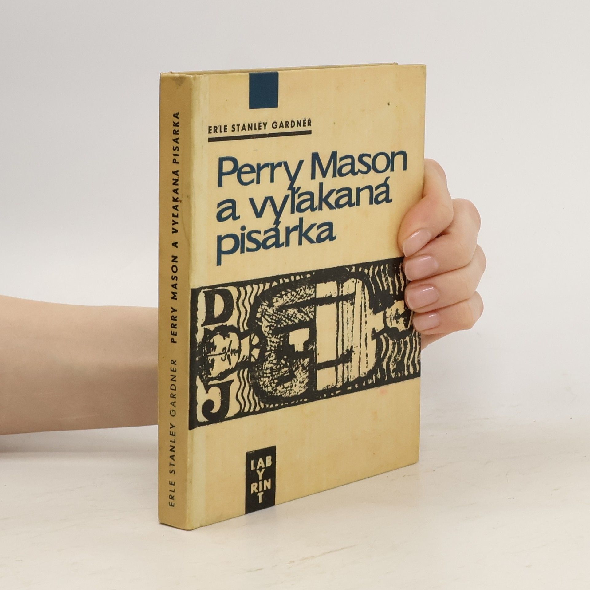 Erle Stanley Gardner Perry Mason a vyľakaná pisárka