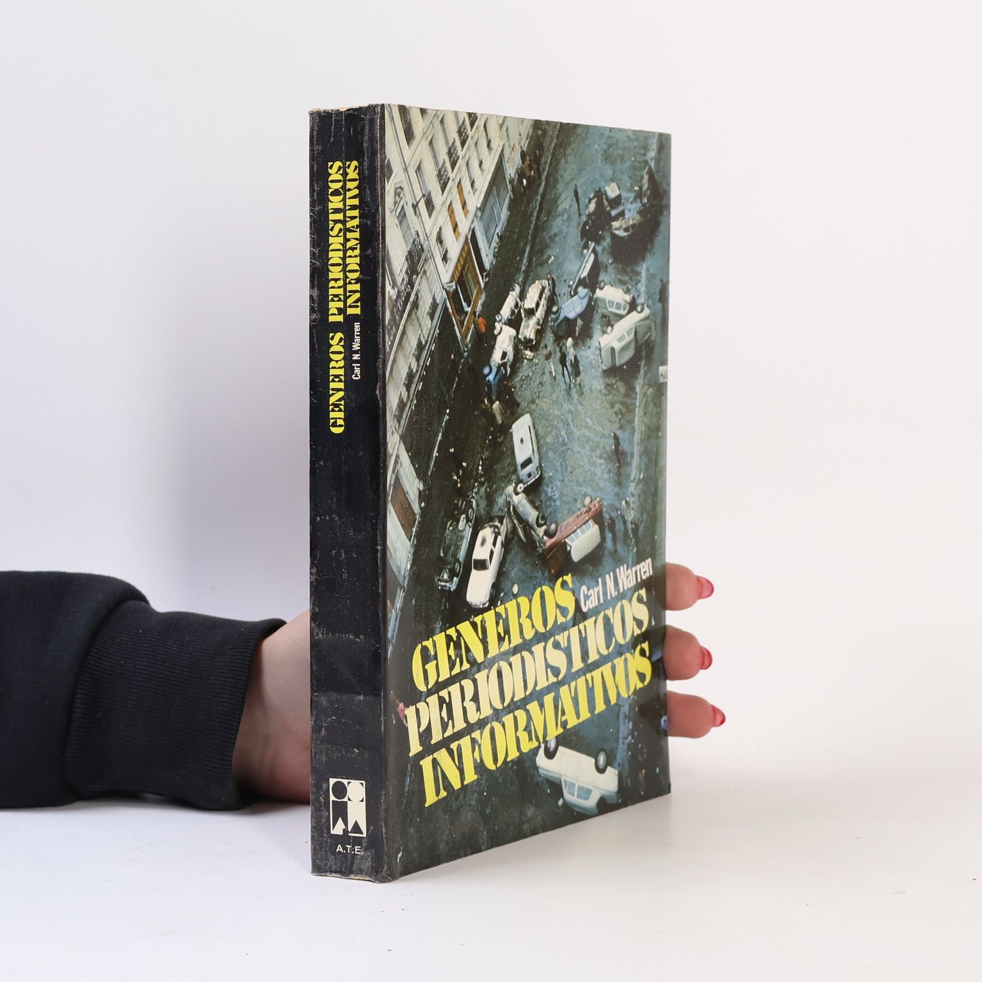 Carl N. Warren Géneros periodísticos informativos