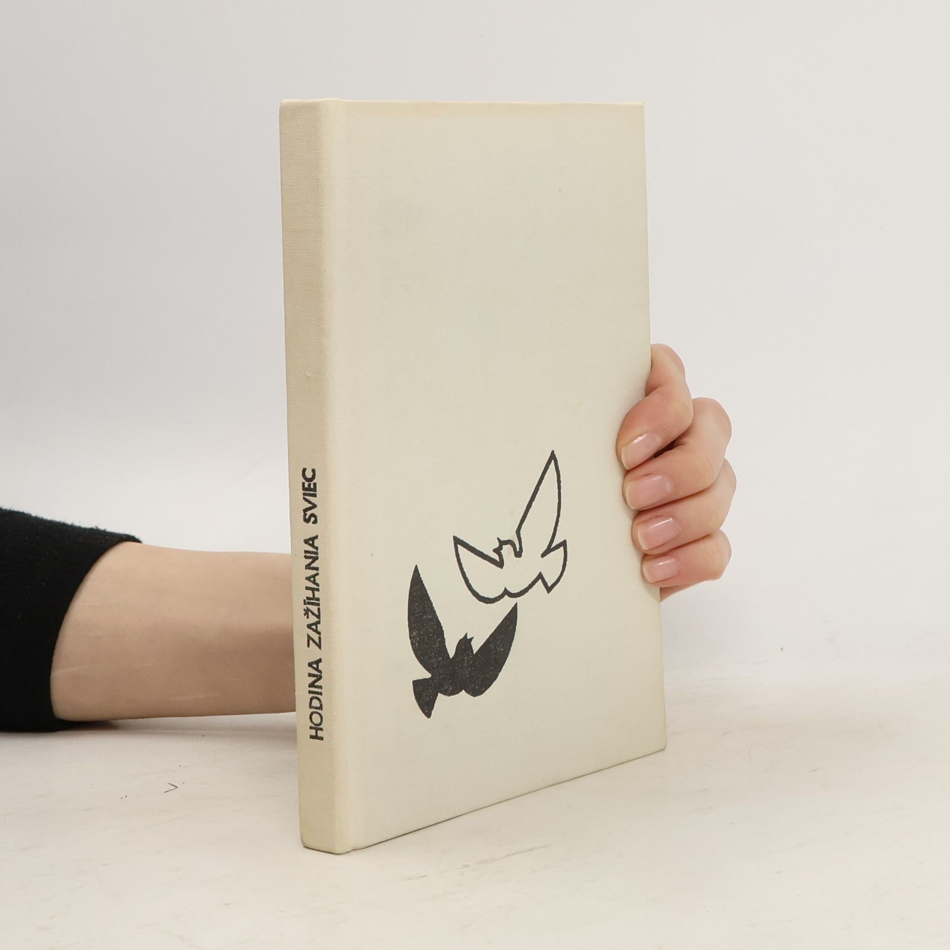 Hana Zelinová Hodina zažíhania sviec