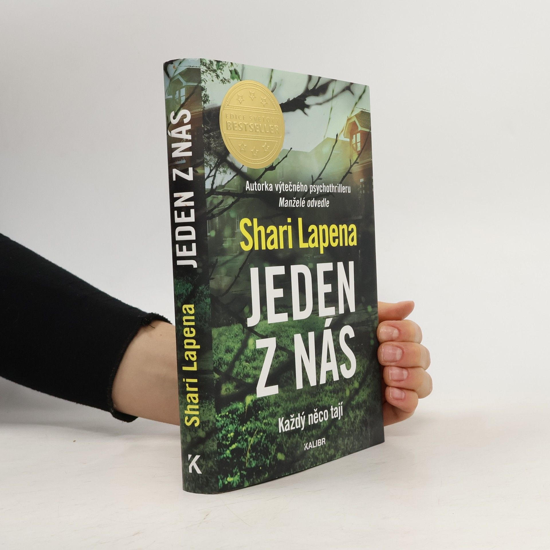 Shari Lapena Jeden z nás