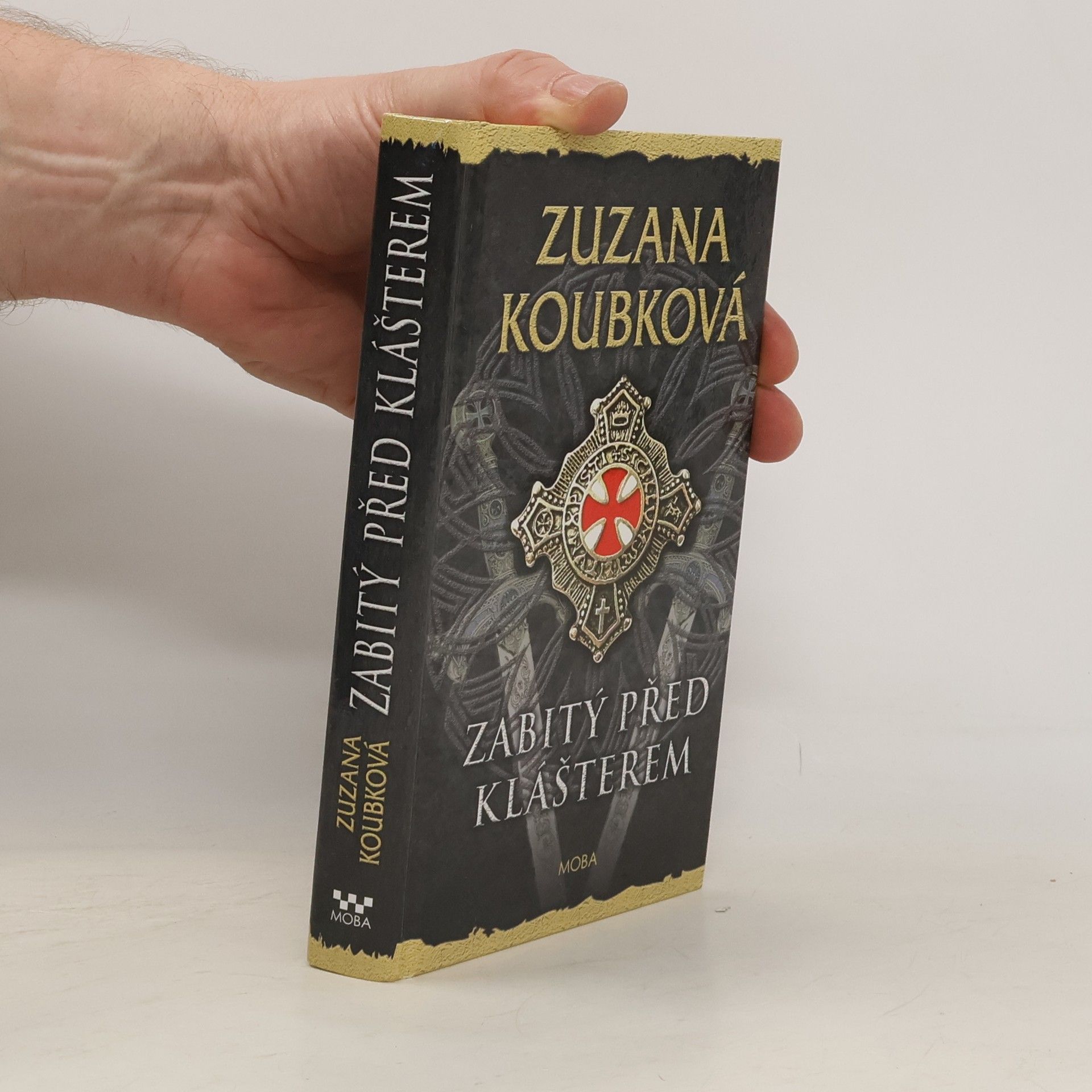 Zuzana Koubková Zabitý před klášterem