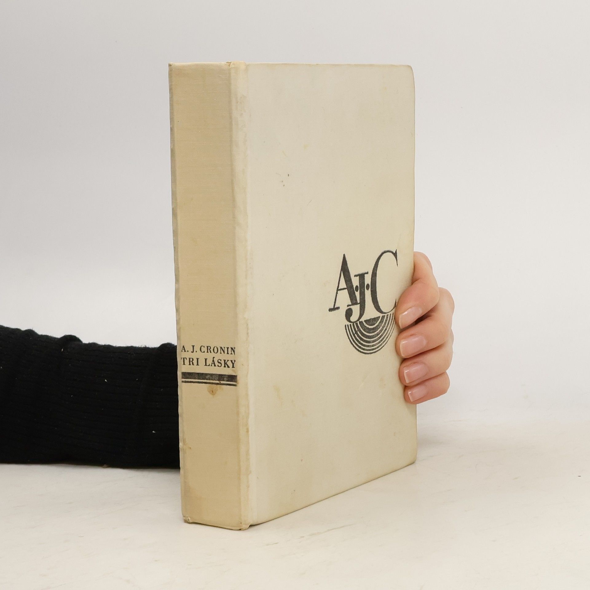 A. J. Cronin Tri lásky
