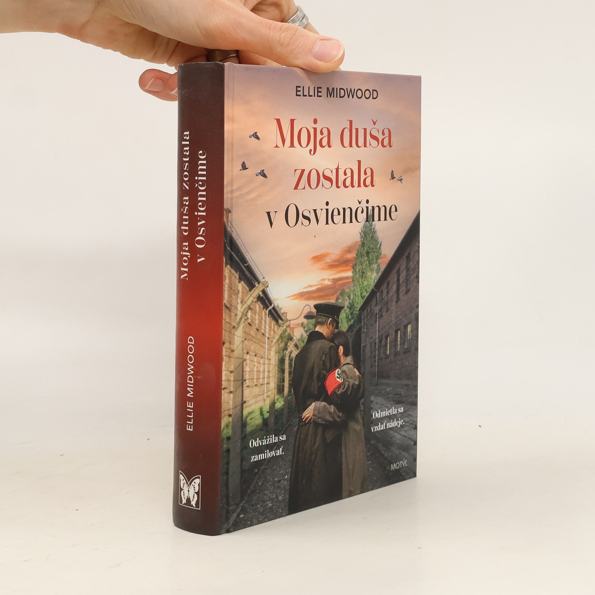 Ellie Midwood Moja duša zostala v Osvienčime