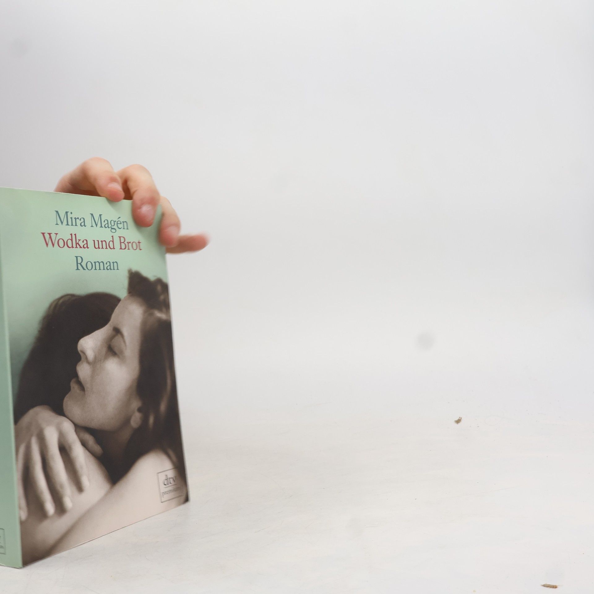 Mirah Magen Wodka und Brot