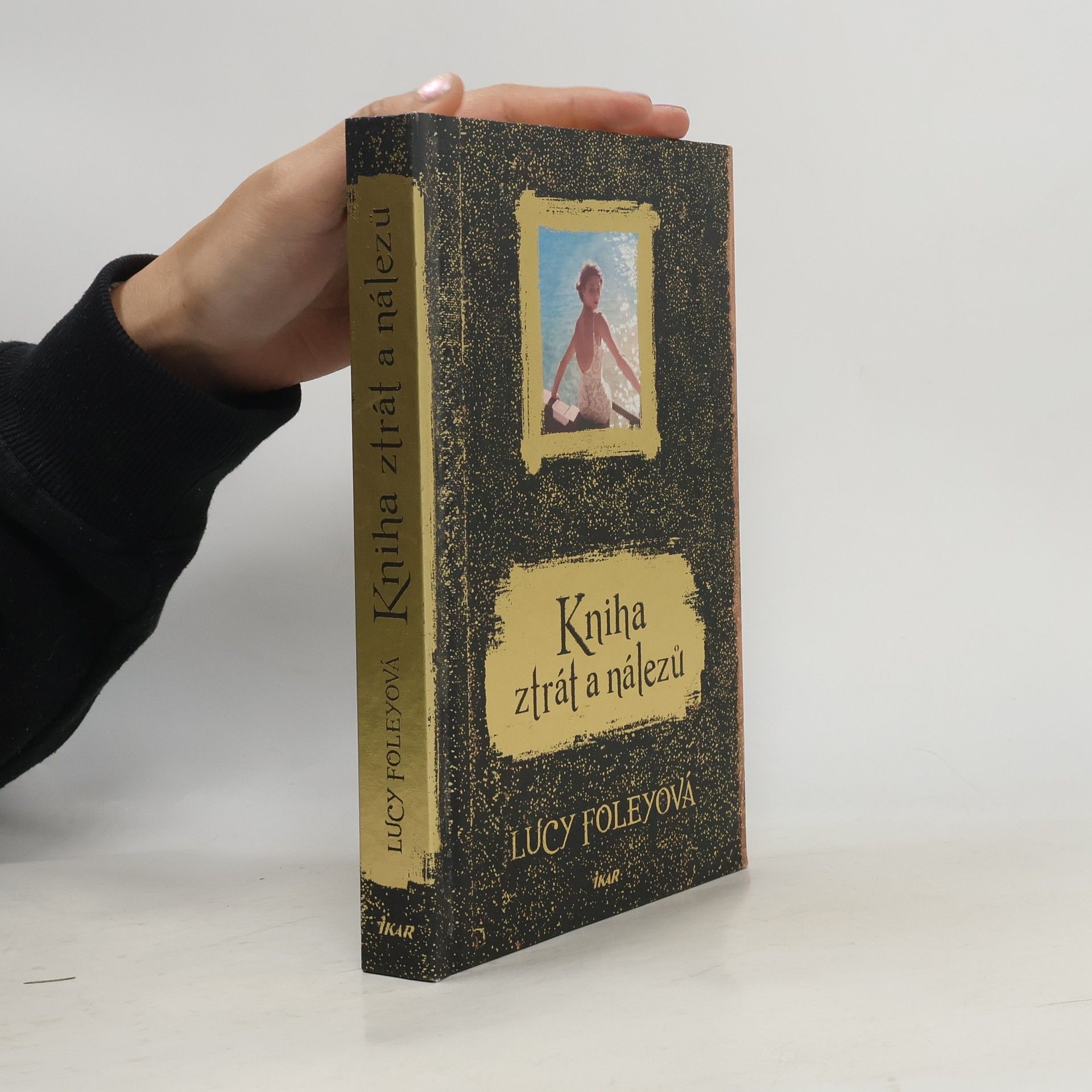 Lucy Foley Kniha ztrát a nálezů