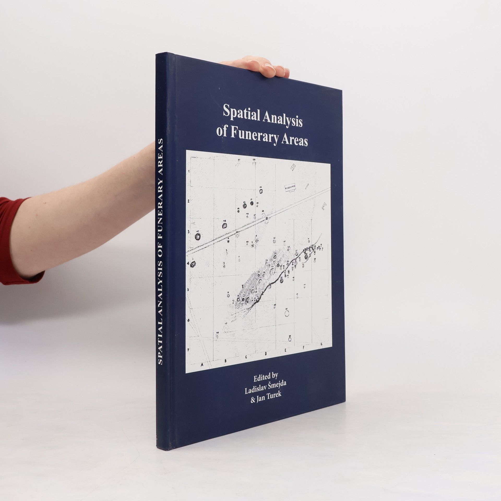 Ladislav Šmejda Spatial analysis of funerary areas