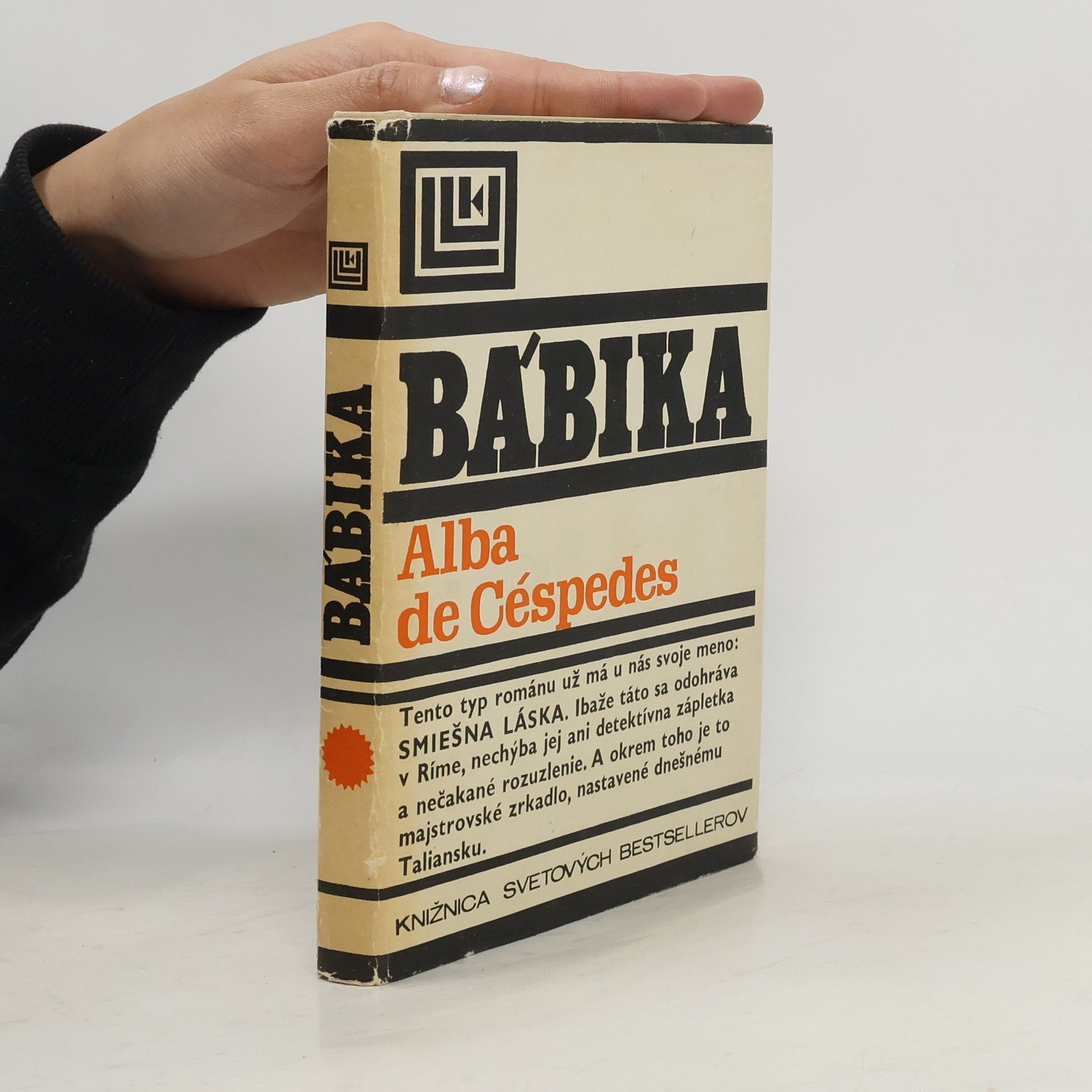 Alba de Céspedes Bábika