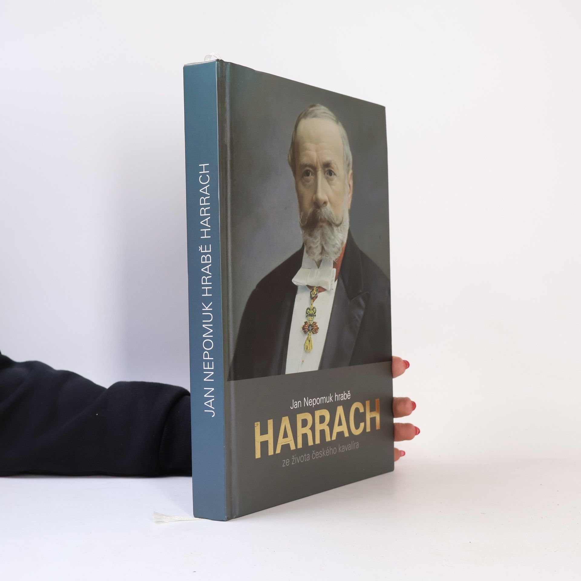 Jan Luštinec Jan Nepomuk hrabě Harrach: Ze života českého kavalíra