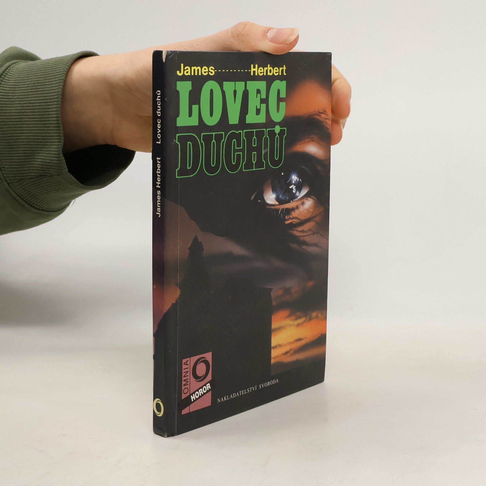 James Herbert Lovec duchů