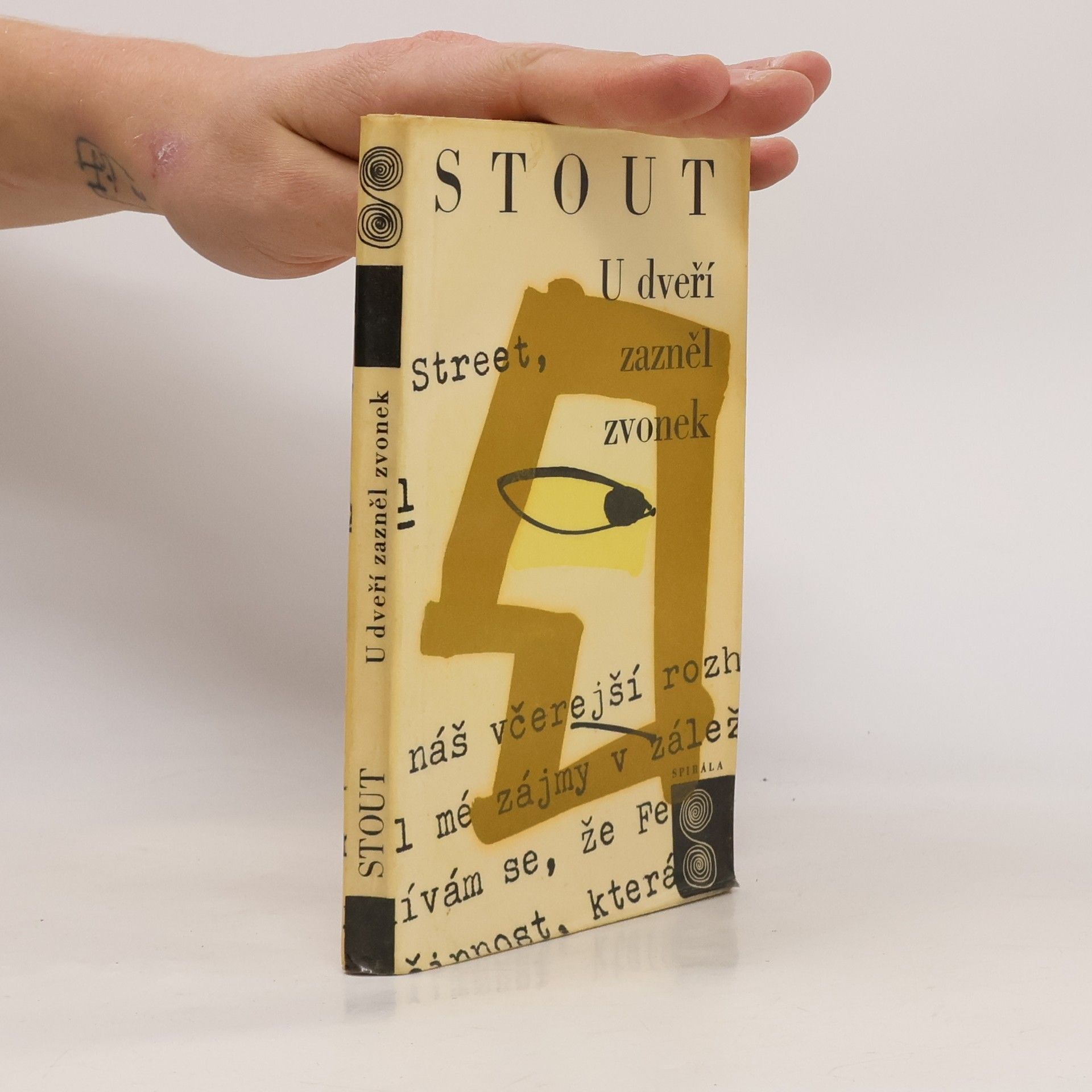 Rex Stout U dveří zazněl zvonek