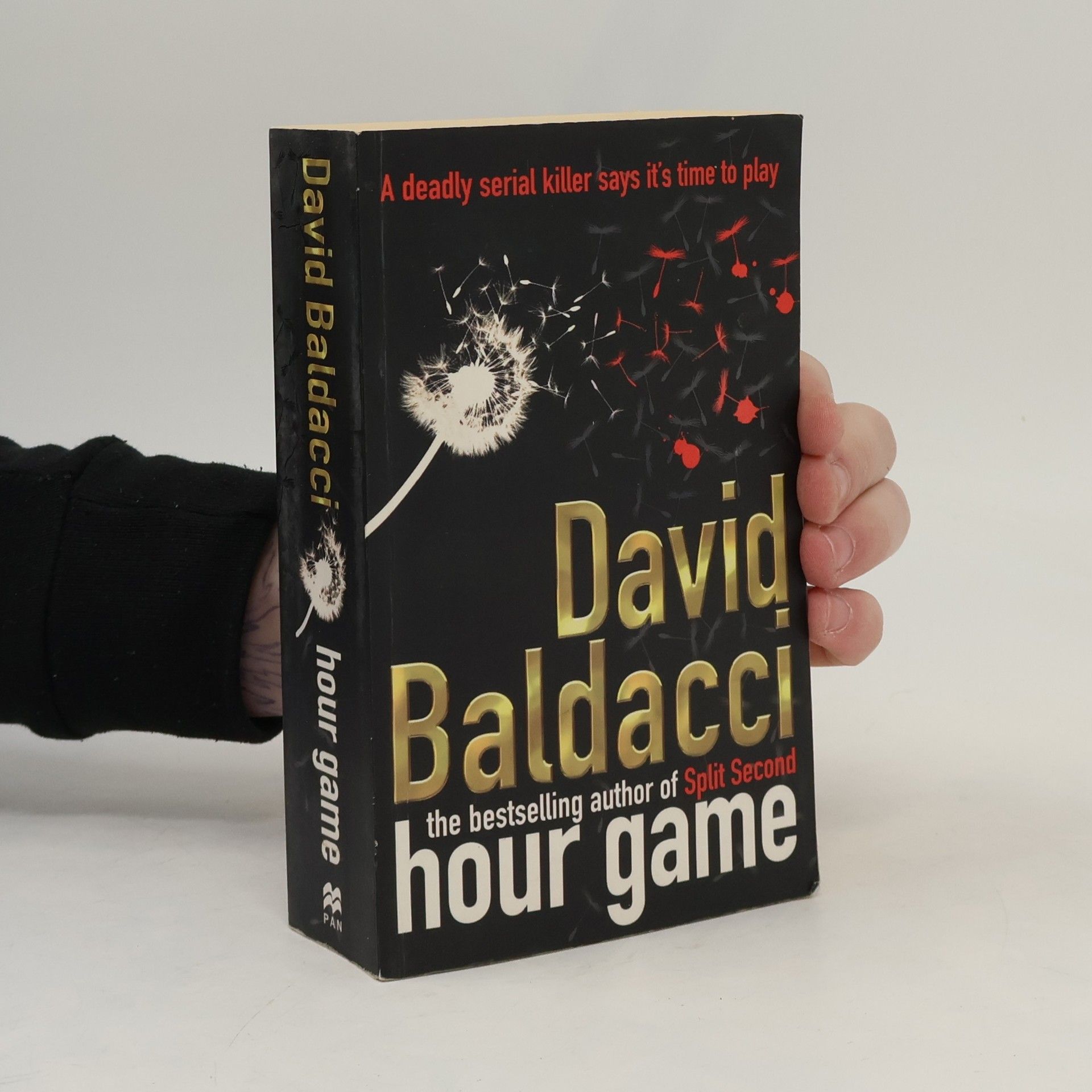 David Baldacci Hour Game