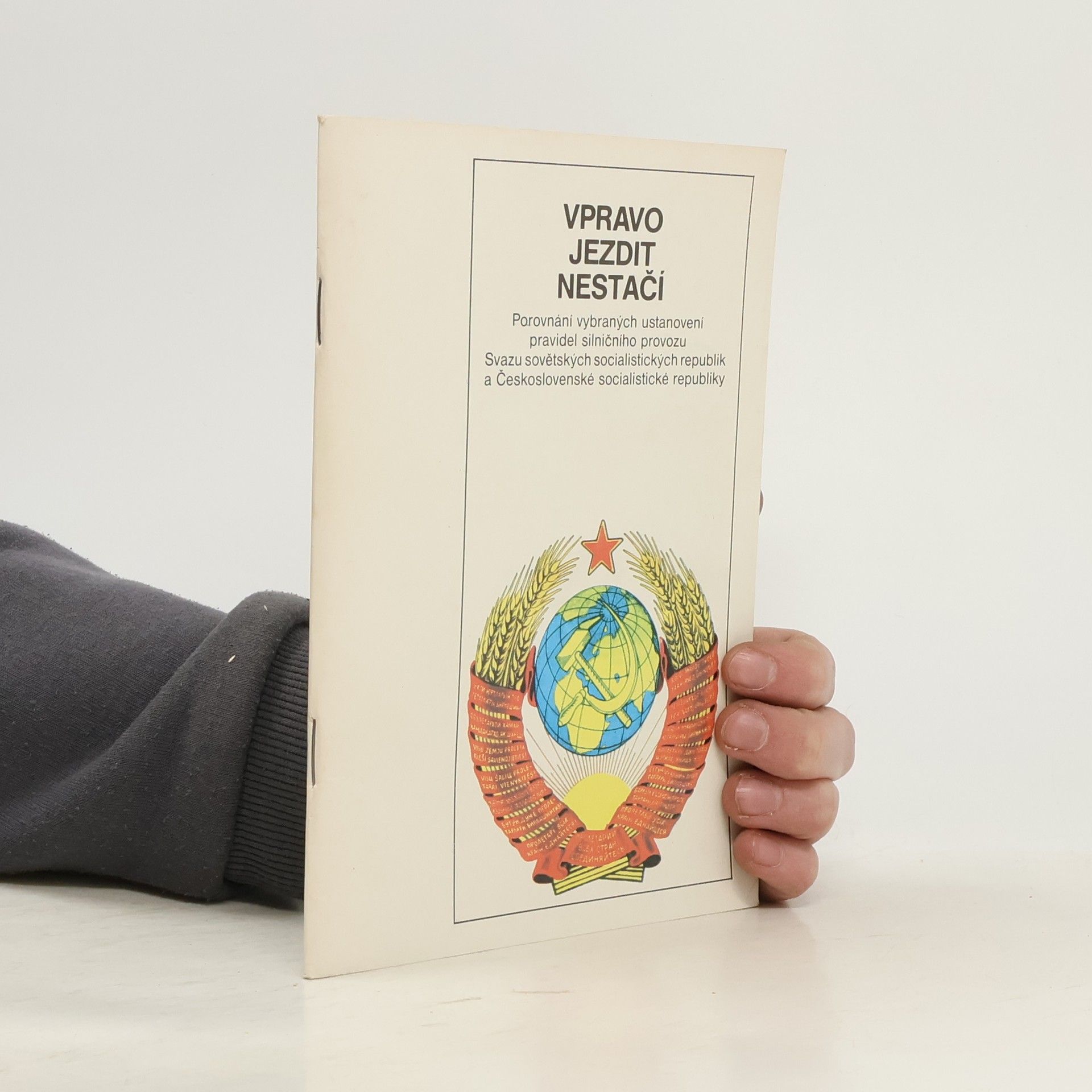 Kolektiv autorů Vpravo jezdit nestačí