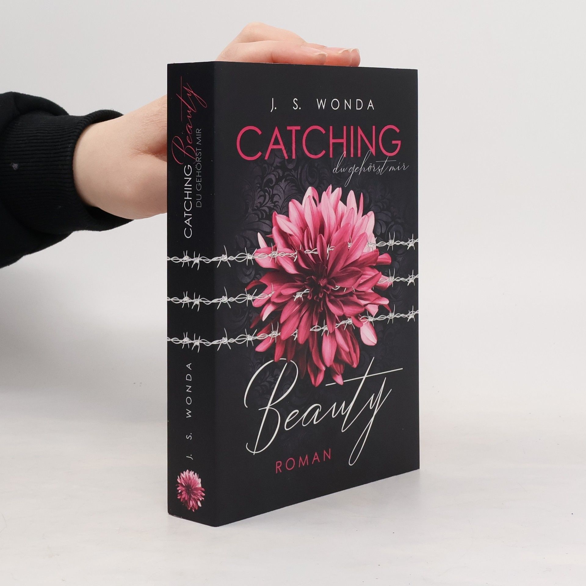 Jane S. Wonda Catching Beauty