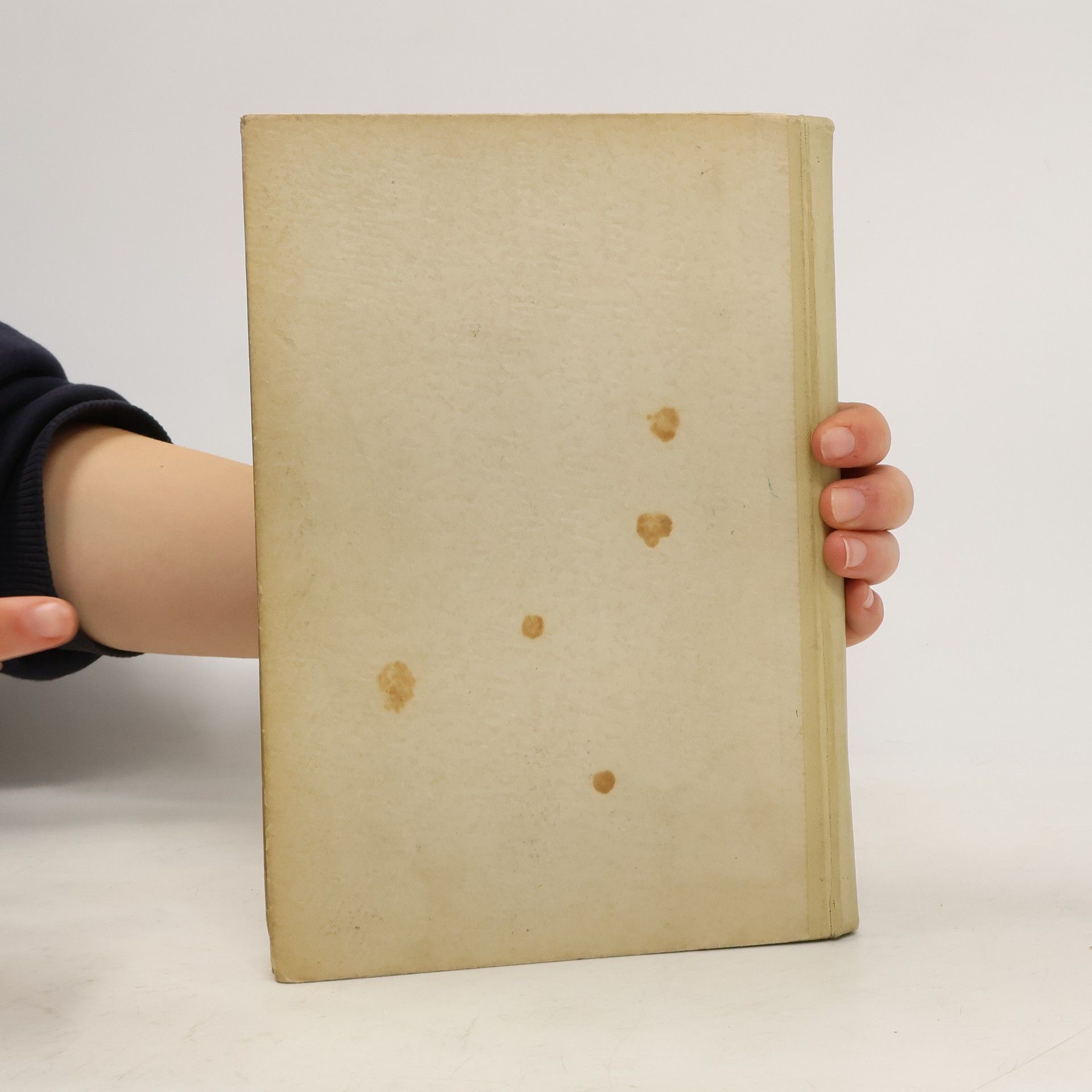 Lewis Carroll Alenčina dobrodružství v říši divů a za zrcadlem