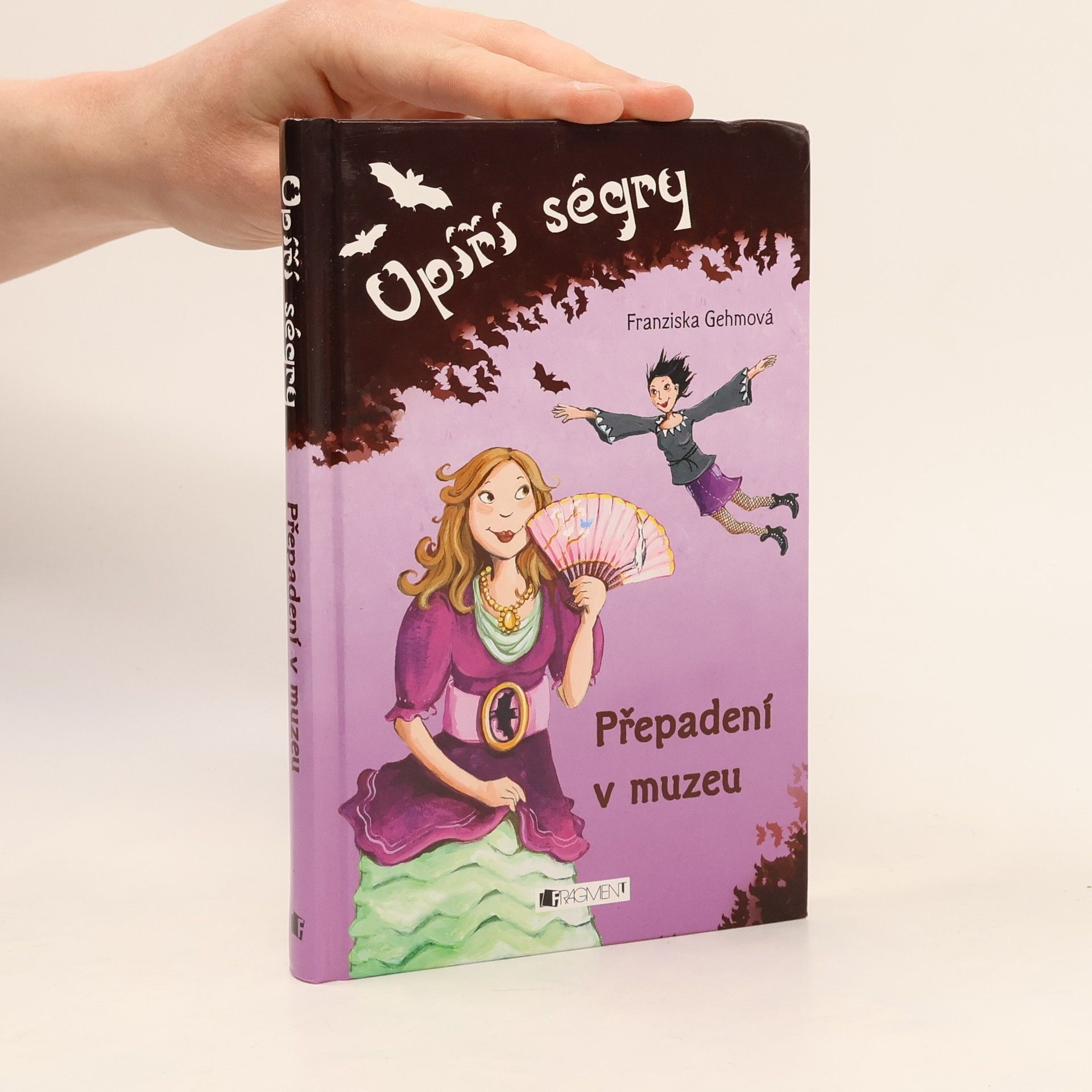 Franziska Gehm Upíří ségry. Přepadení v muzeu