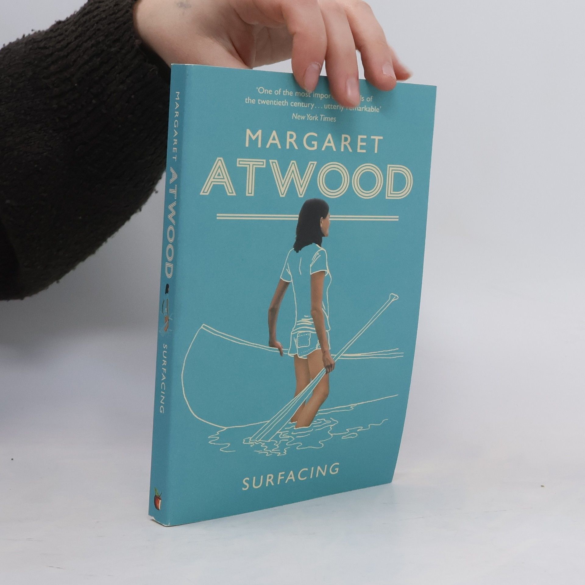 Margaret Atwoodová Surfacing