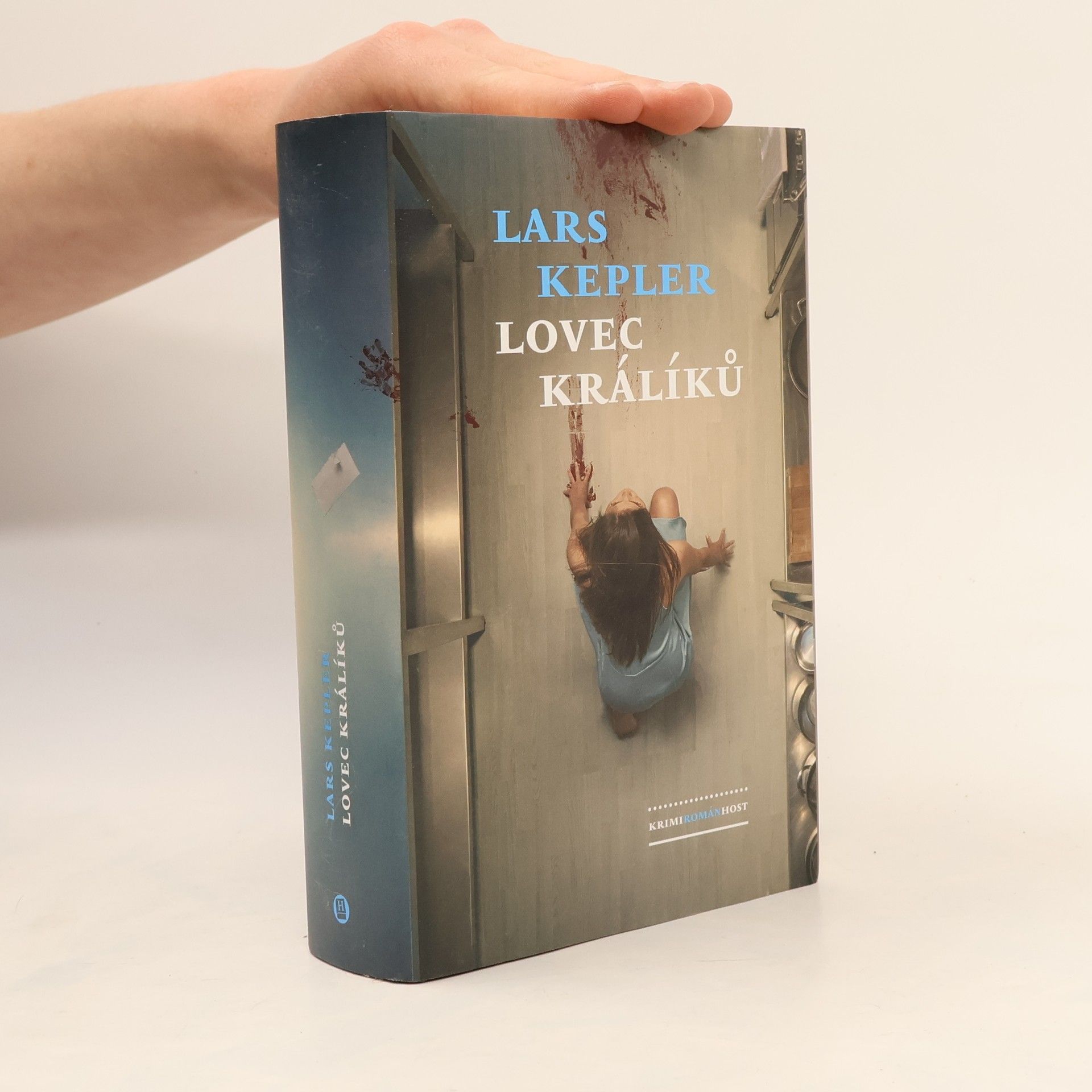 Lars Kepler Lovec králíků