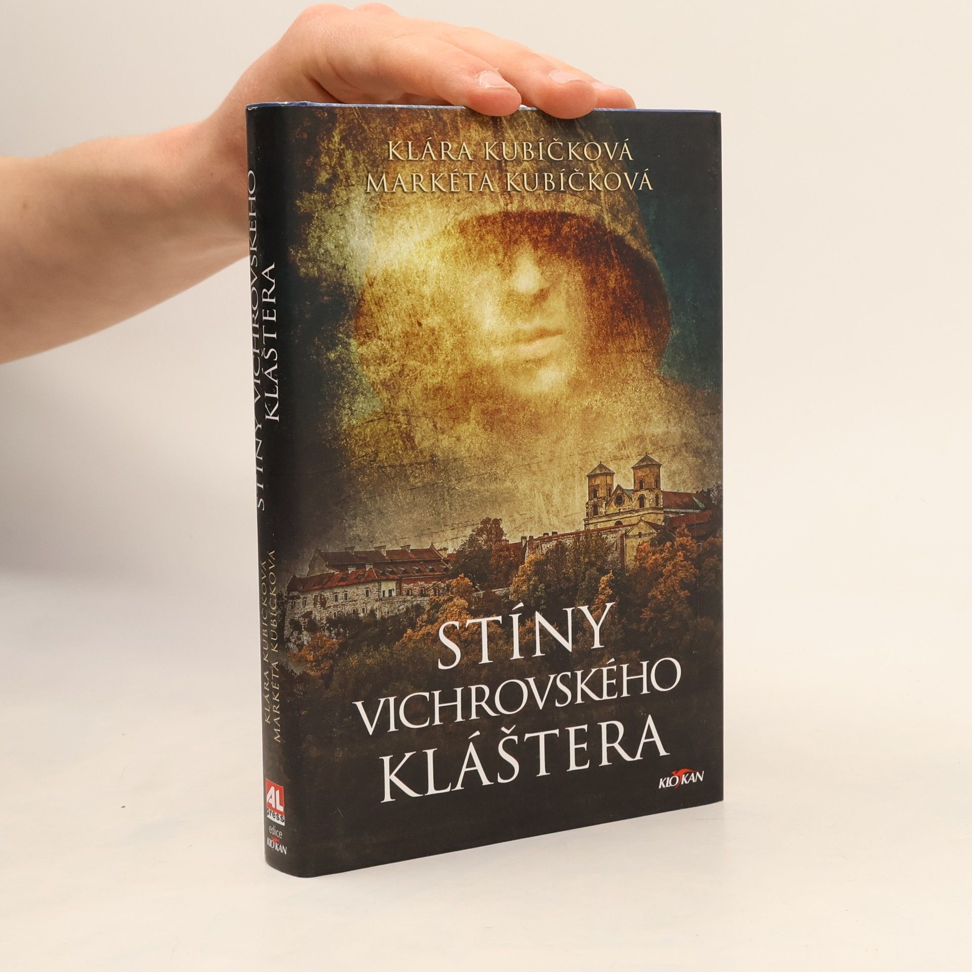 Klára Kubičková Stíny Vichrovského kláštera