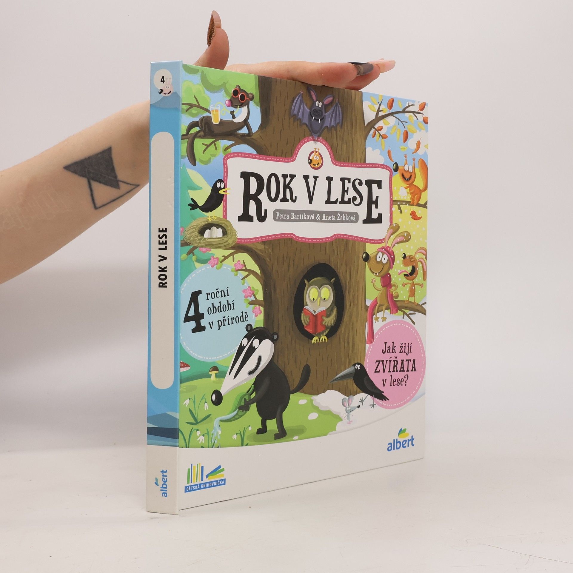 Autorenkollektiv Rok v lese