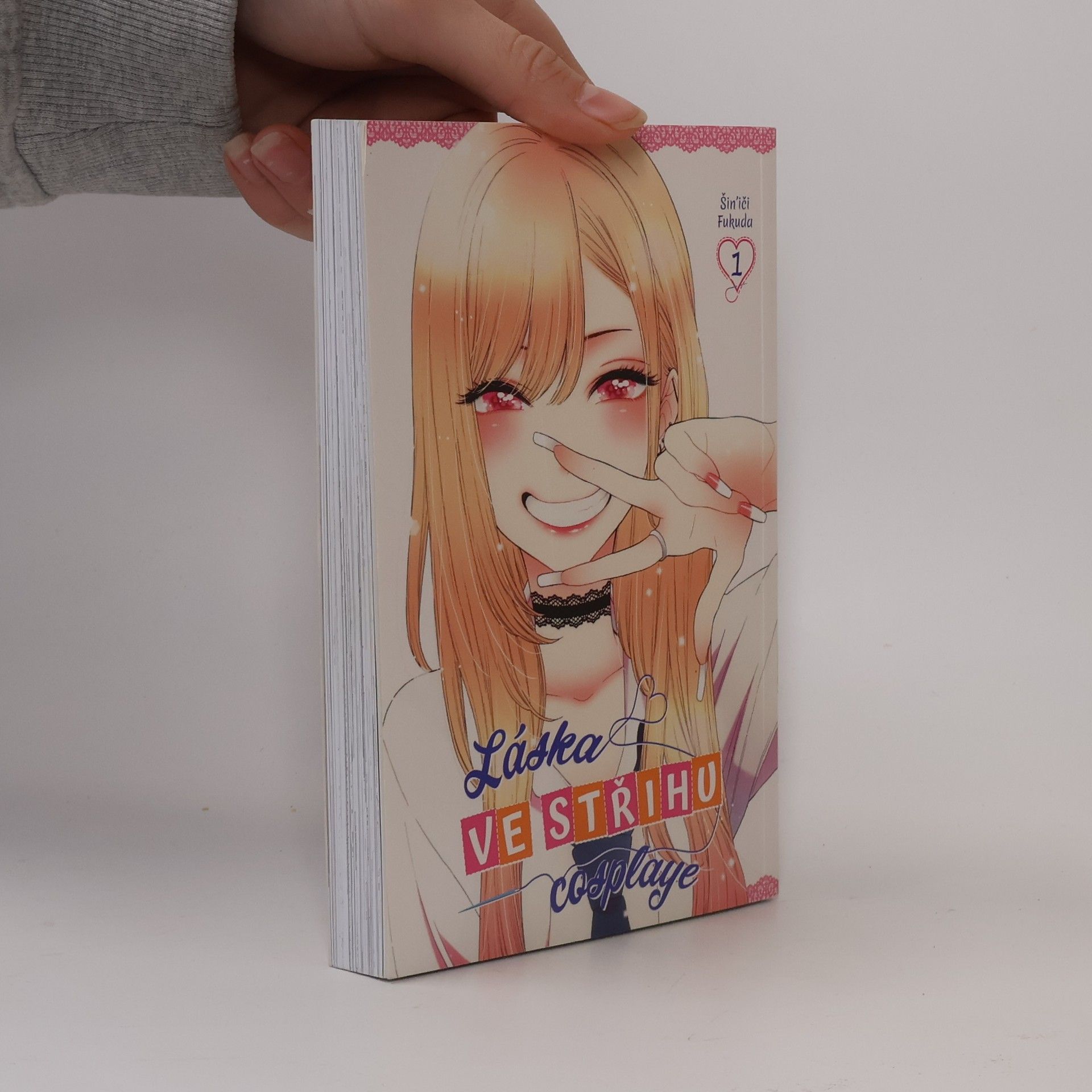 Shin'ichi Fukuda Láska ve střihu cosplaye 1