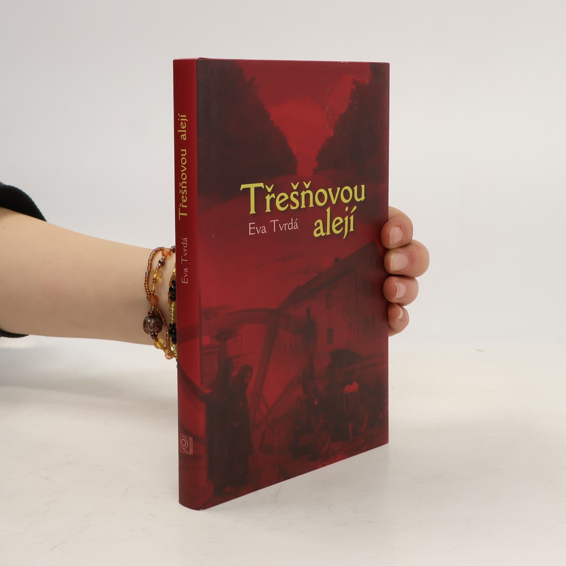 Eva Tvrdá Třešňovou alejí