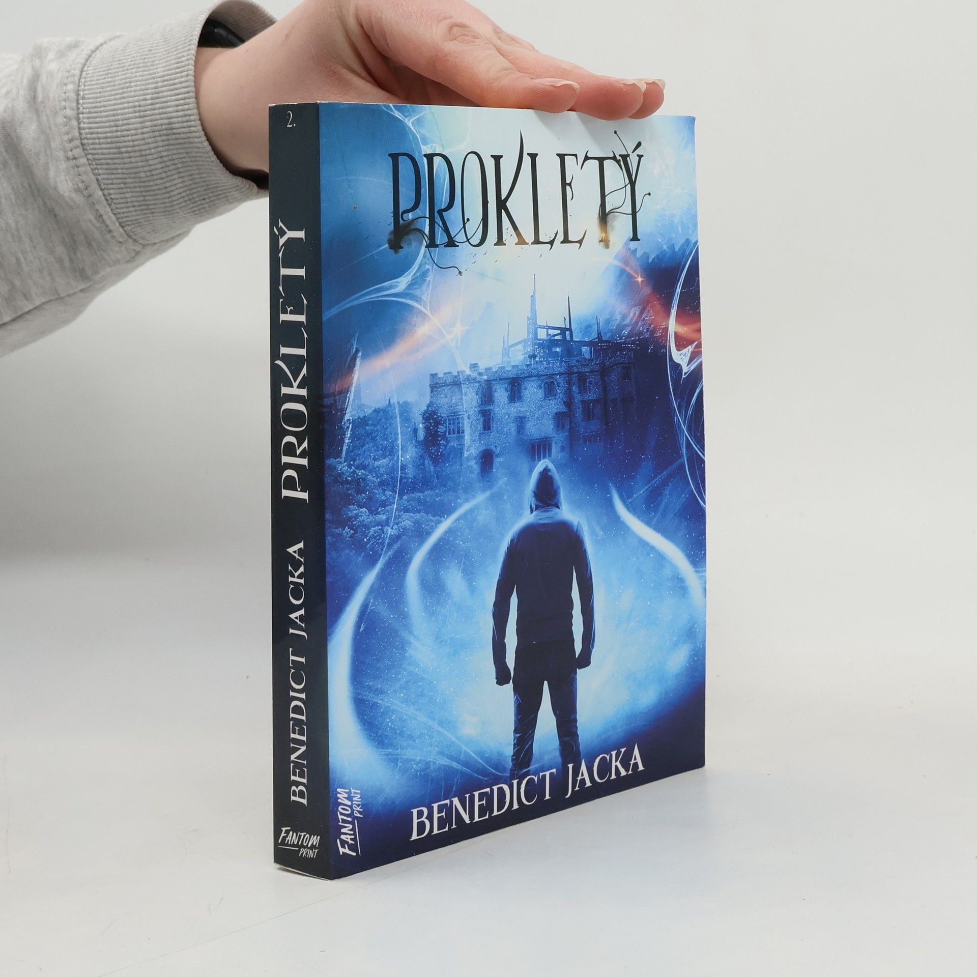 Benedict Jacka Prokletý