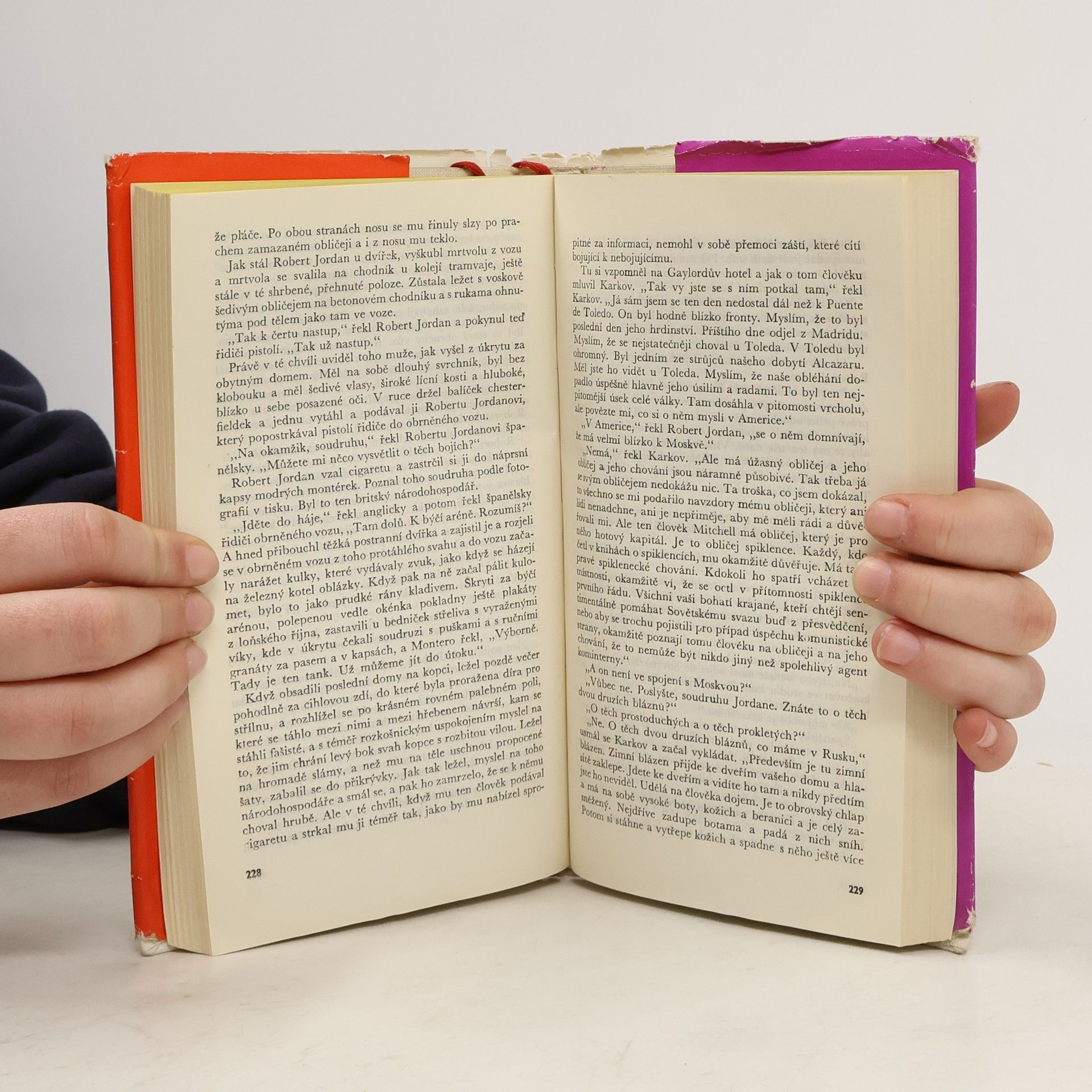 Ernest Hemingway Komu zvoní hrana