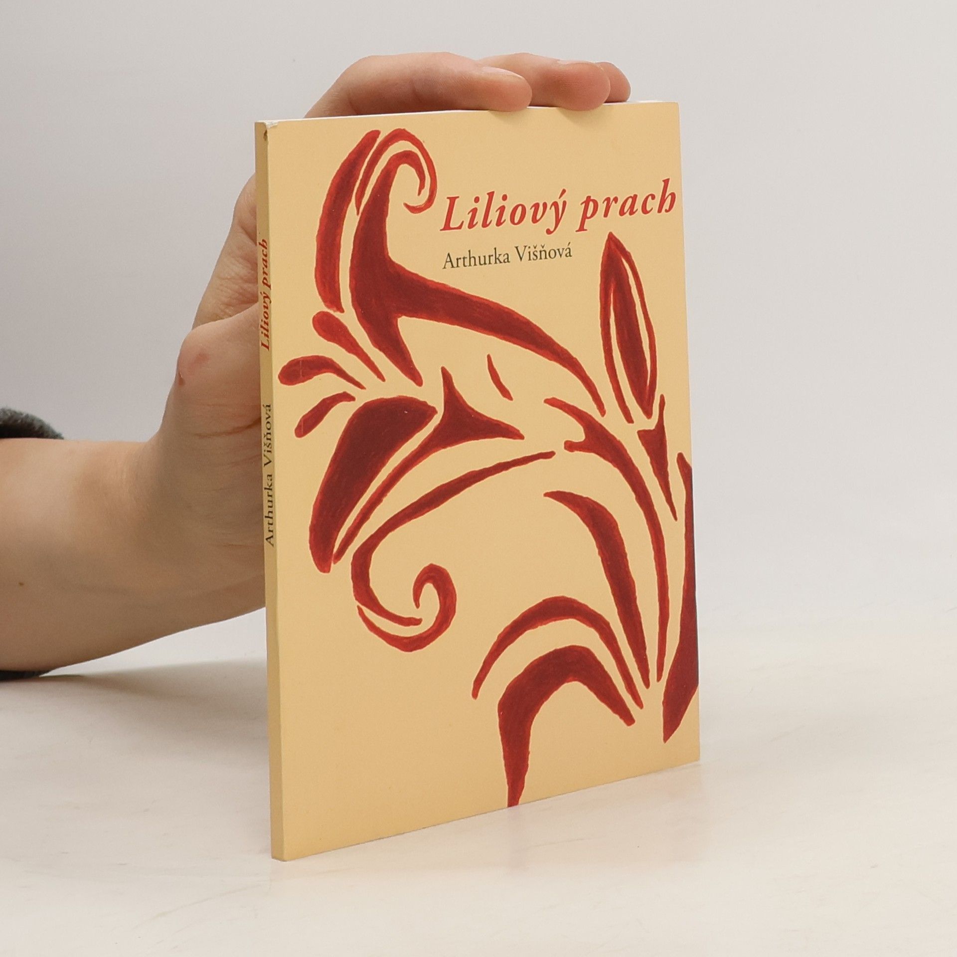 Arthurka Višňová Liliový prach