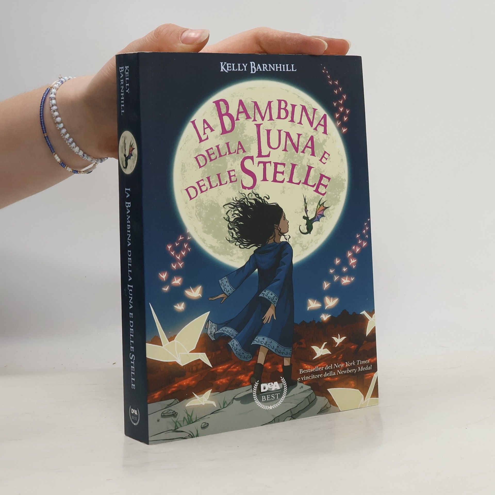 Kelly Barnhill La bambina della luna e delle stelle