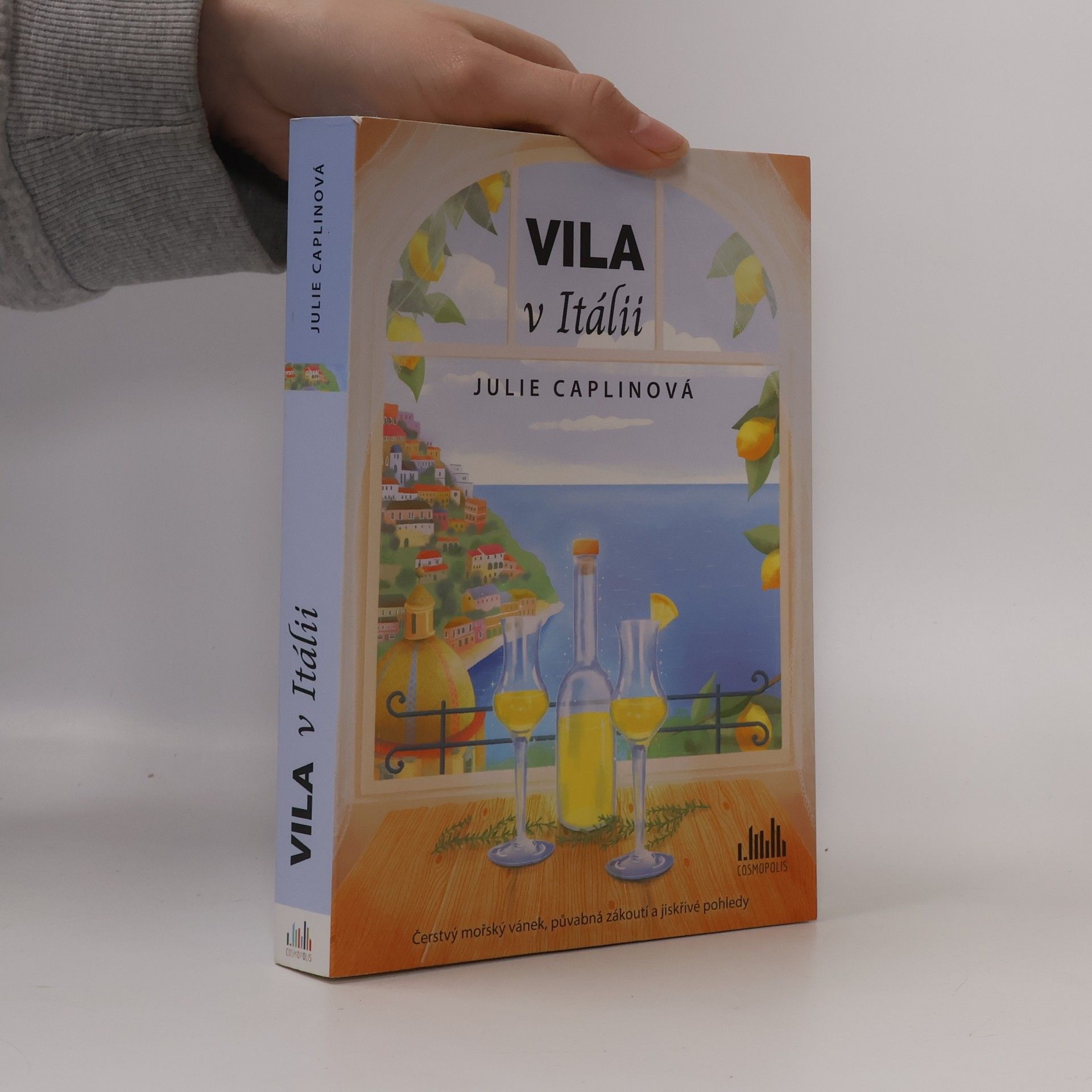 Julie Caplin Vila v Itálii