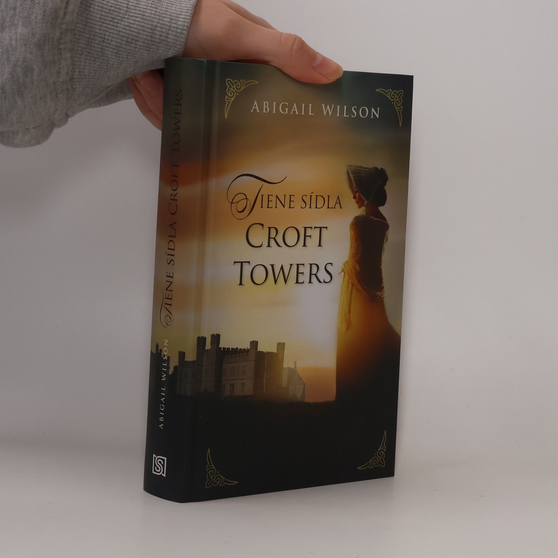 Abigail Wilson Tiene sídla Croft Towers