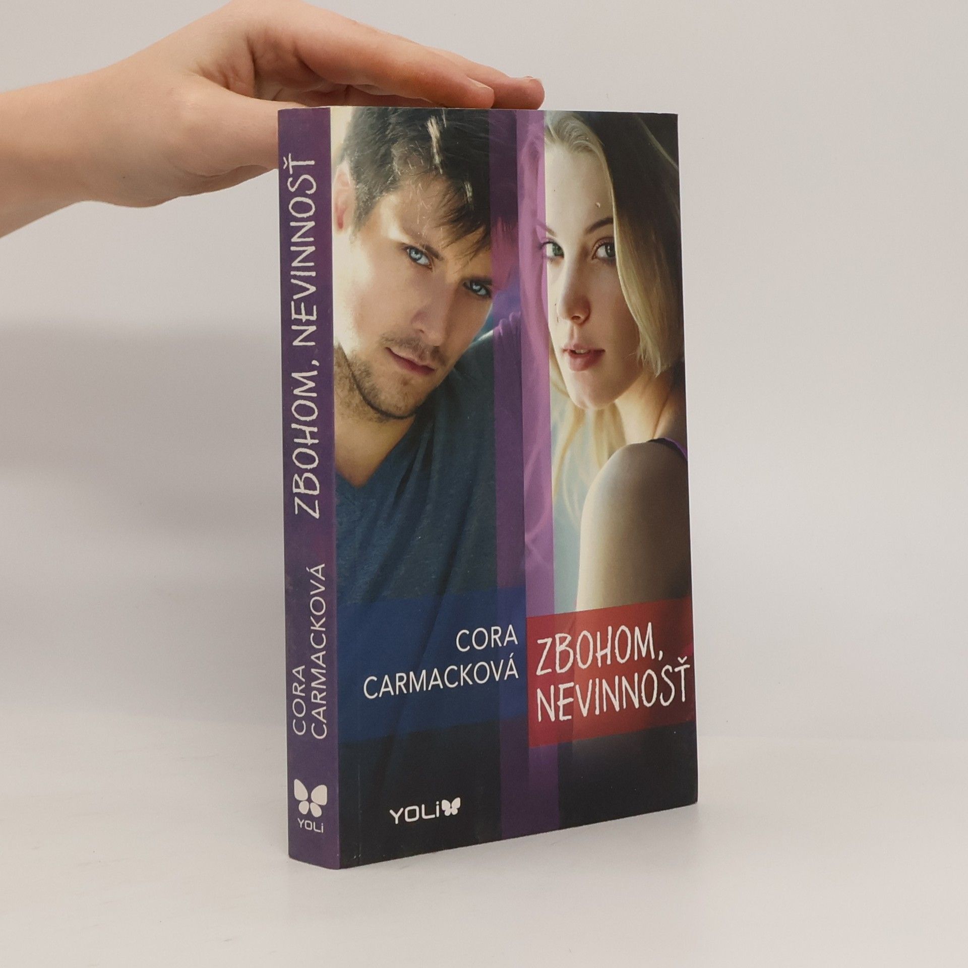 Cora Carmack Zbohom, nevinnosť